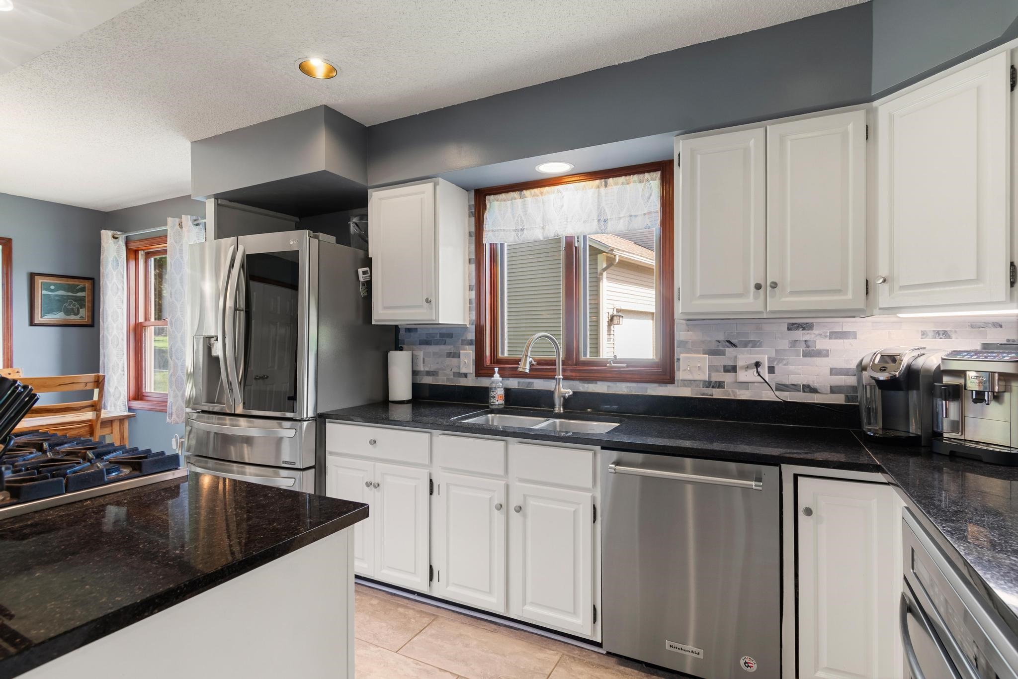 110 Liberty Lane photo 4