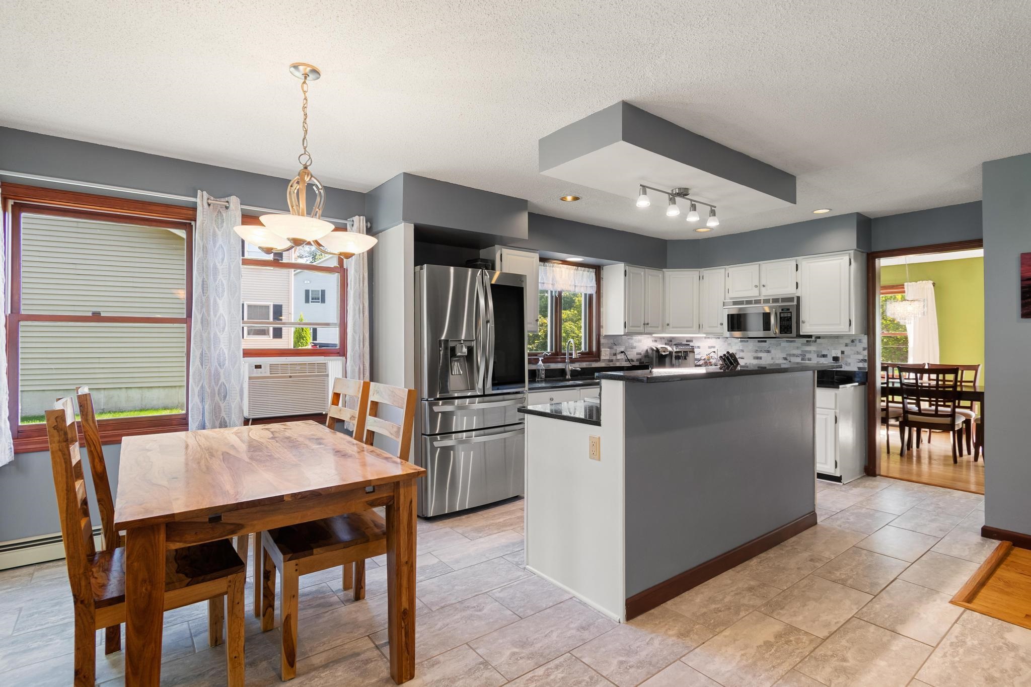 110 Liberty Lane photo 8