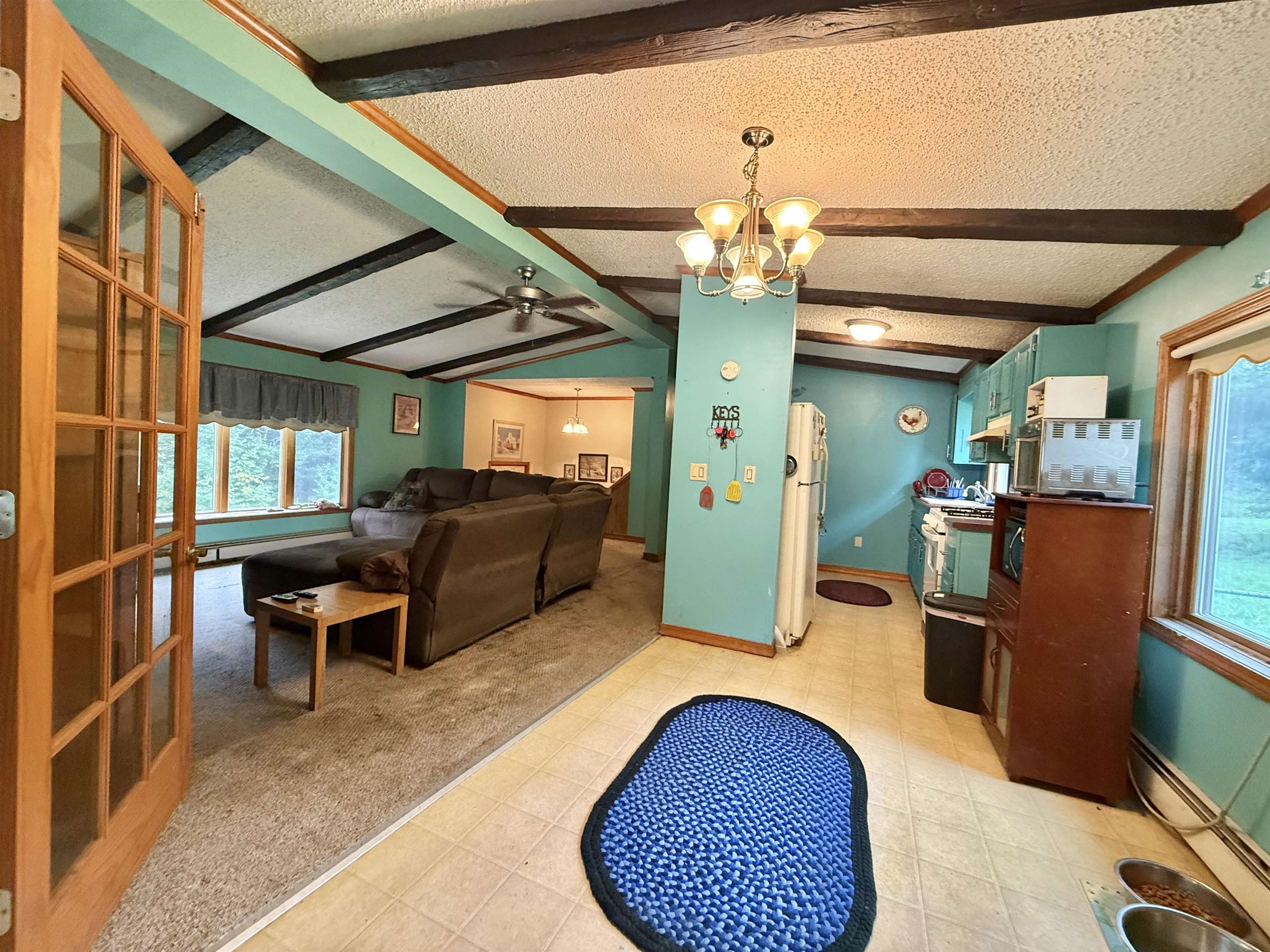 405 Sawmill Road photo 9