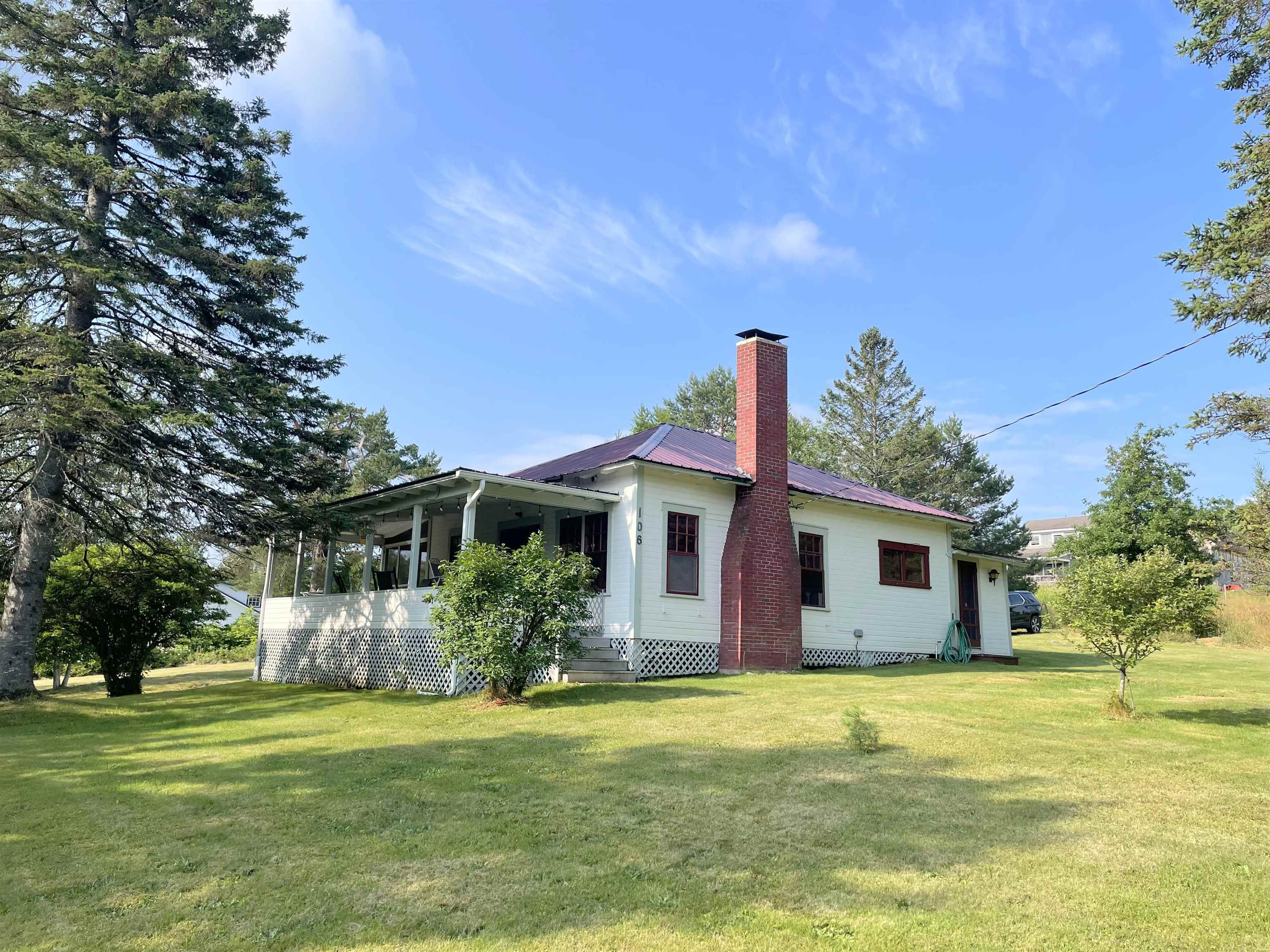 Single Family in Greensboro VT