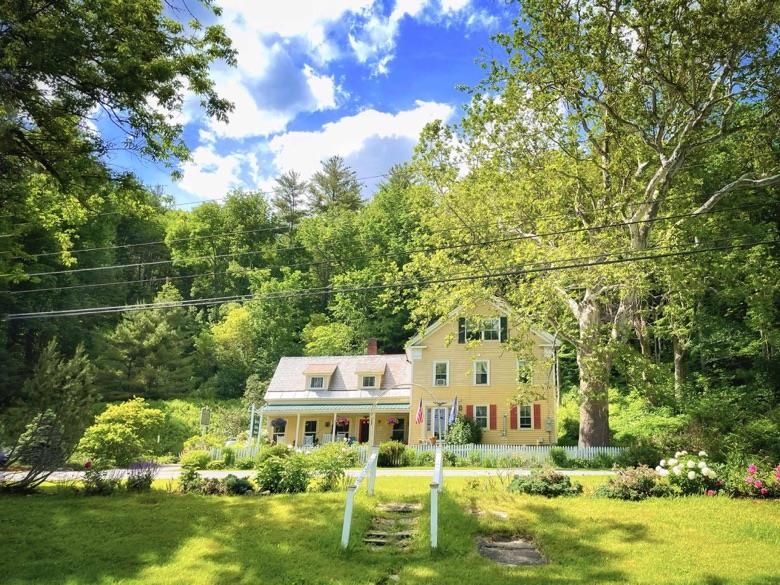 near 13 Old Mill Road Arlington, VT 05250 Property 1
