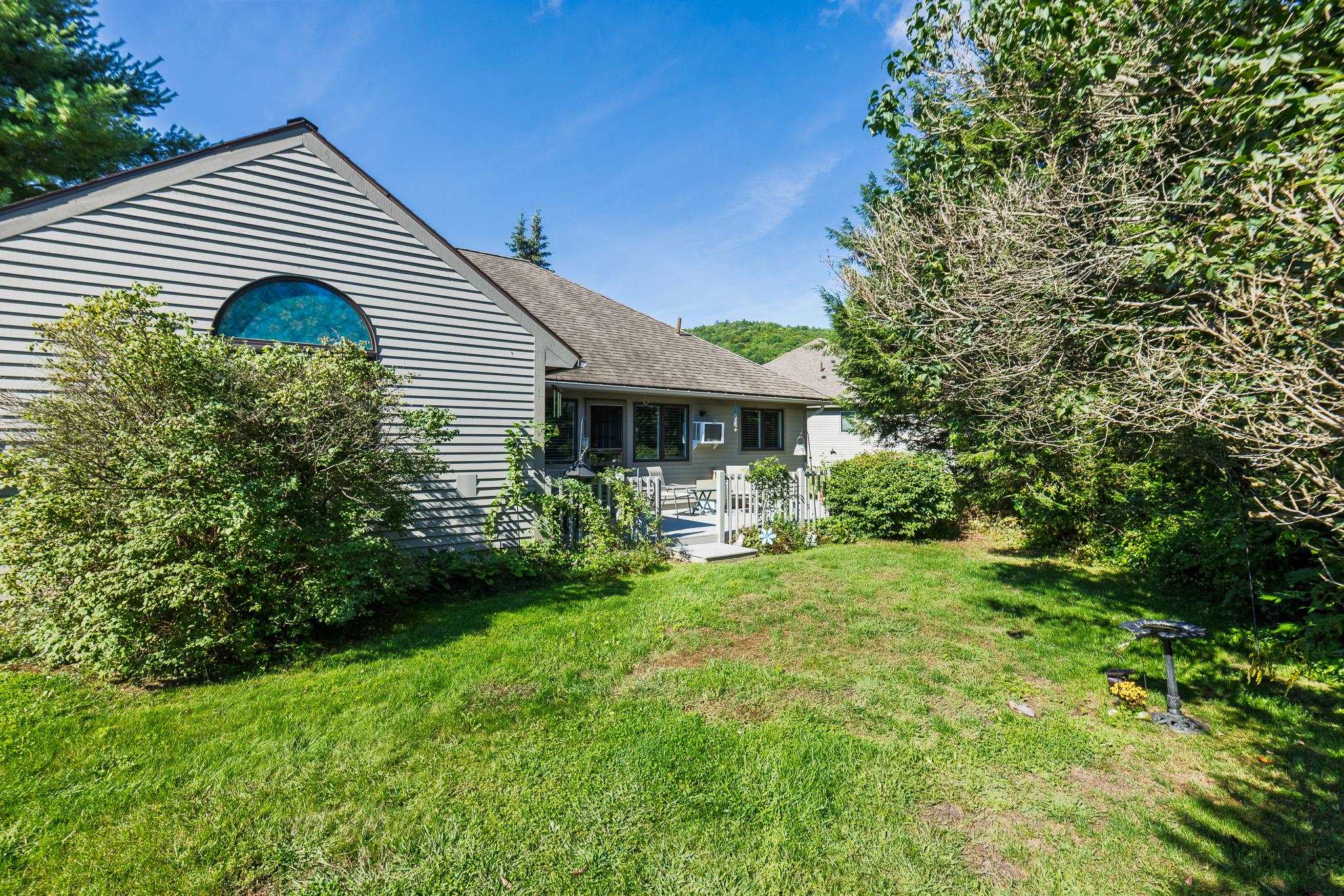 57 Laurel Lane photo 22