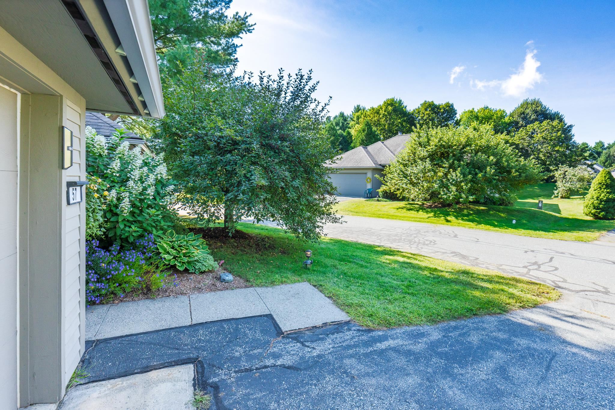 57 Laurel Lane photo 24