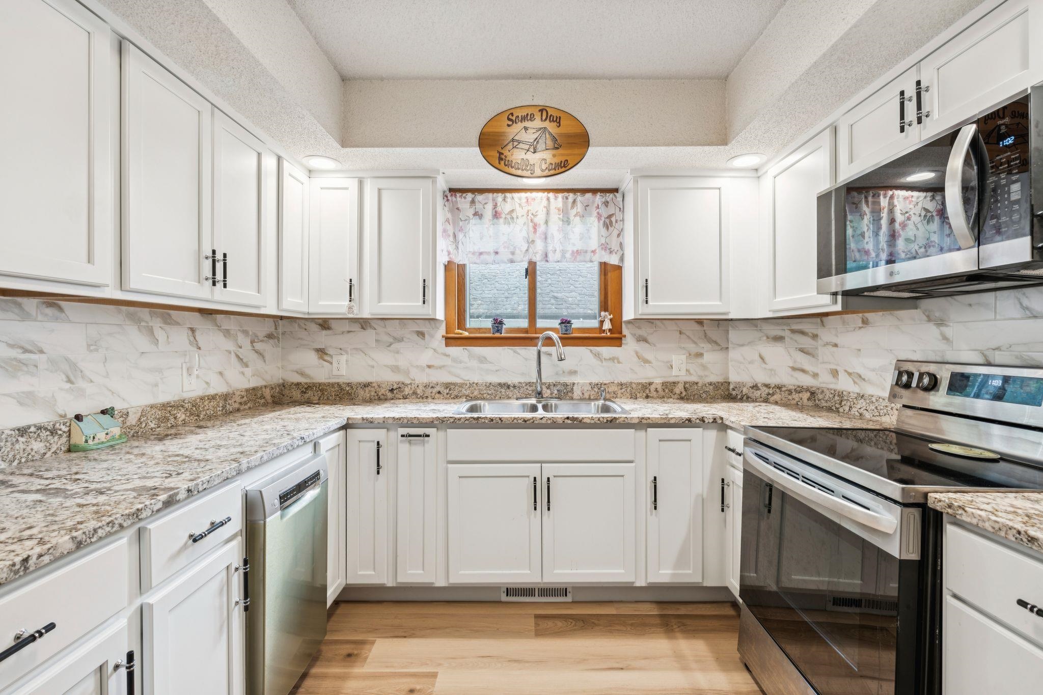406 Rush Meadow Road photo 3