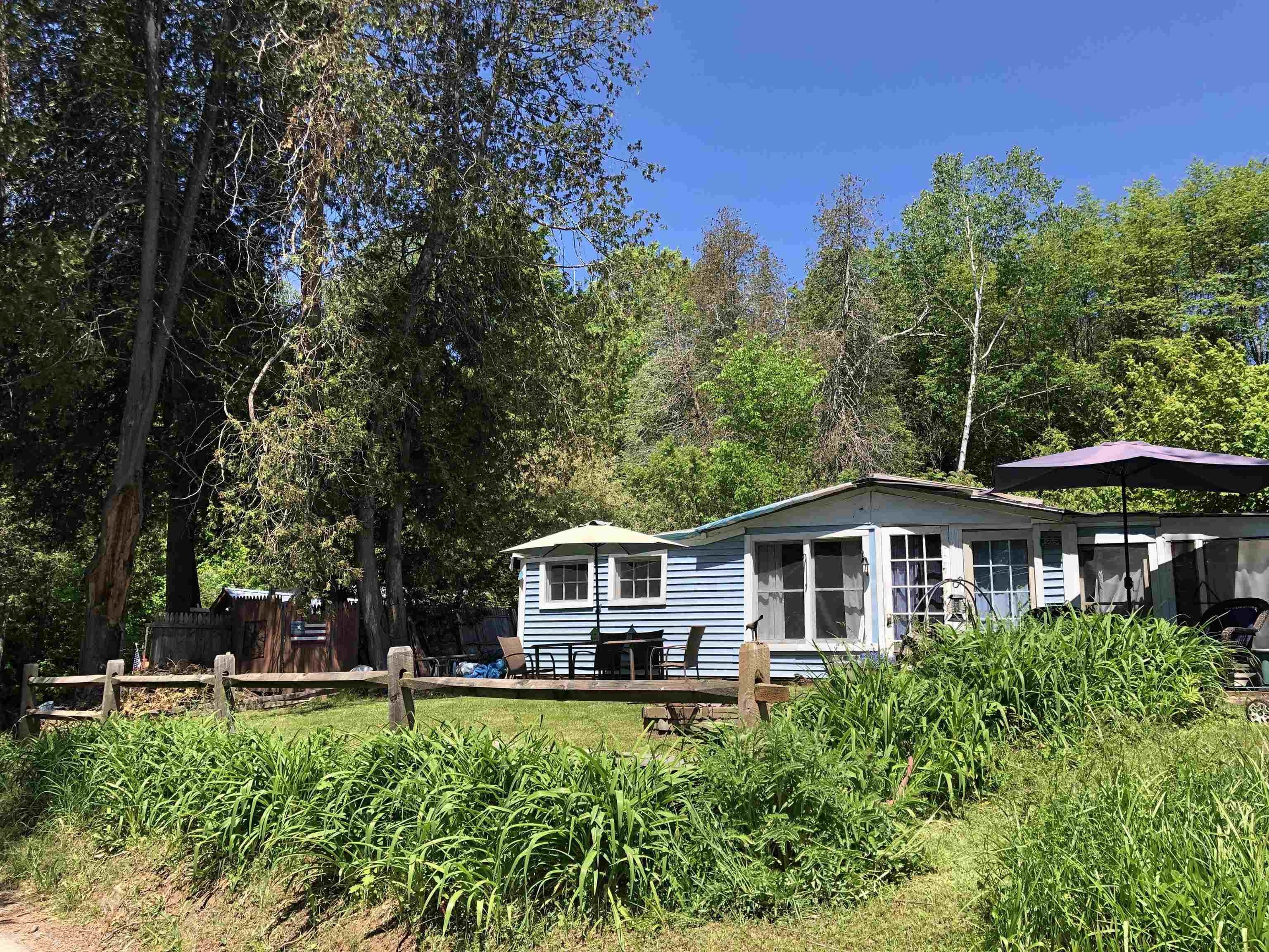 Single Family in Barnet VT