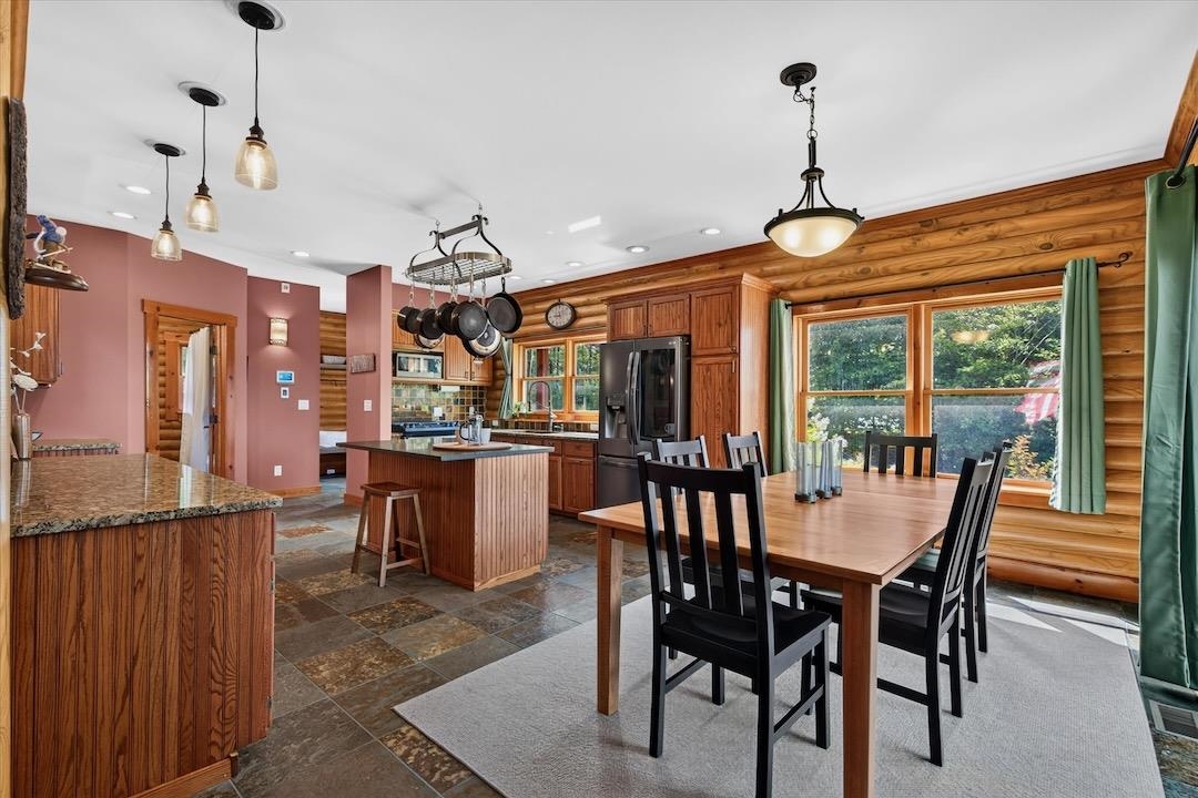 1337 Andover Ridge Road photo 13