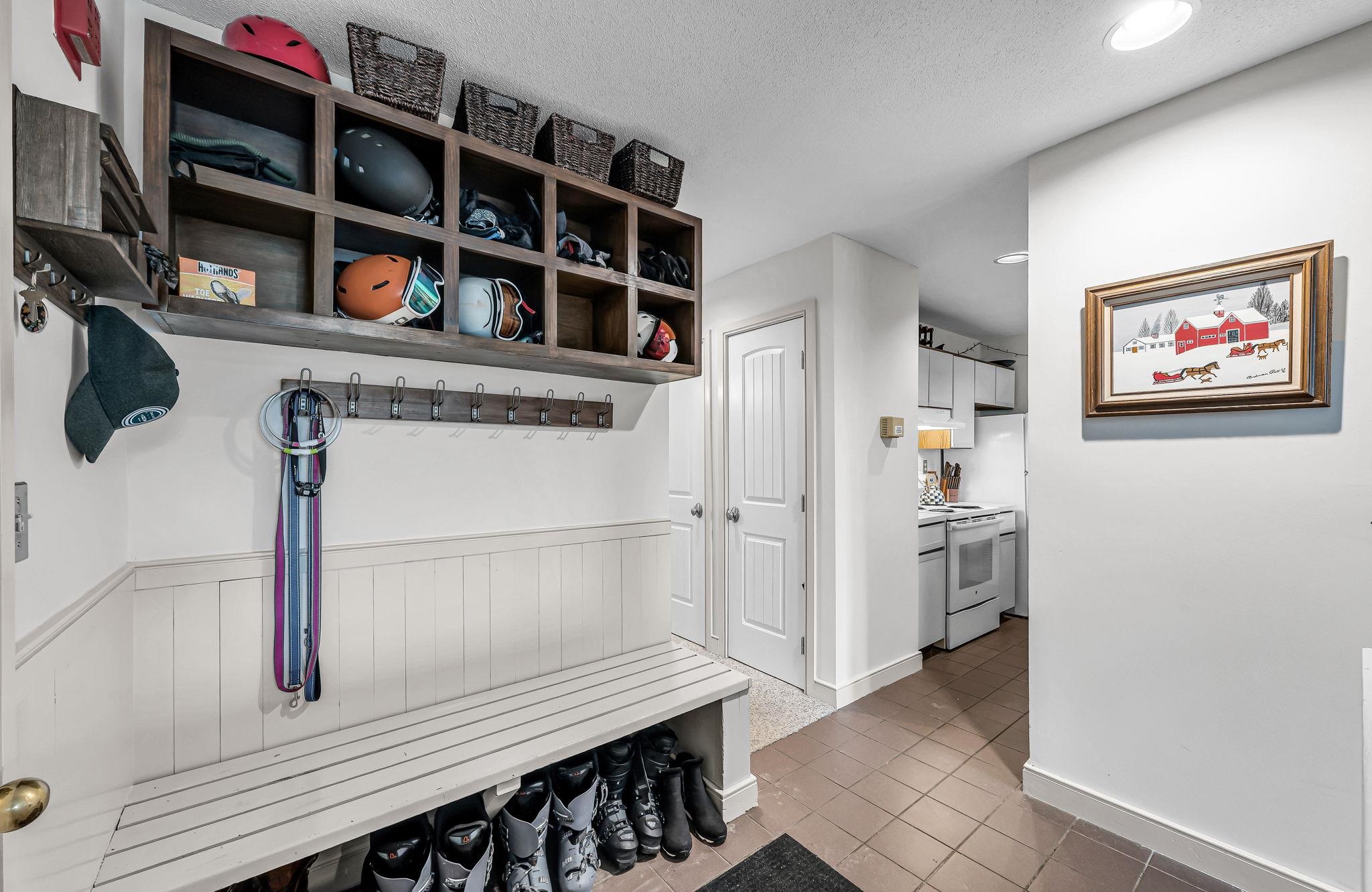 1G Northbrook Village Way photo 4