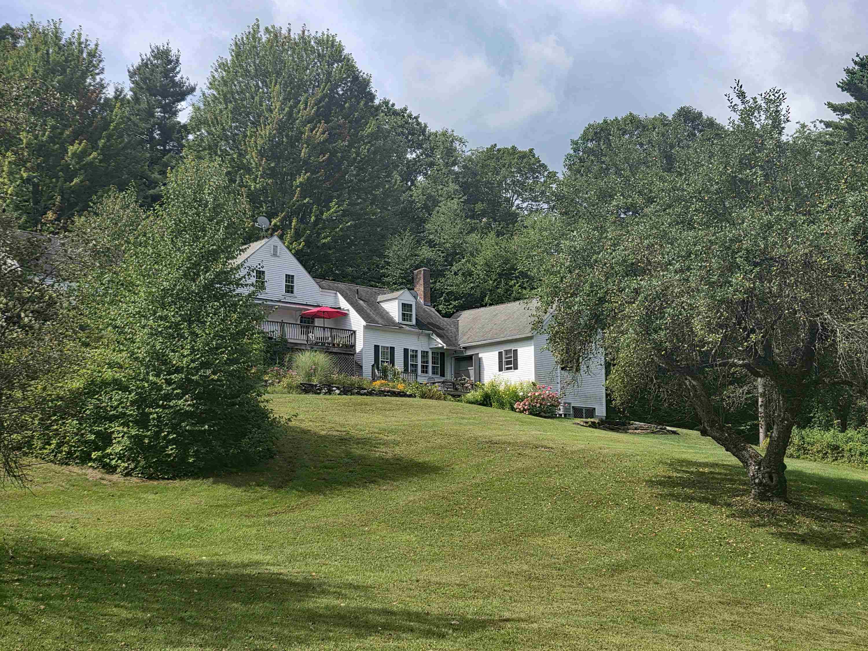 350 West Hill Road photo 6
