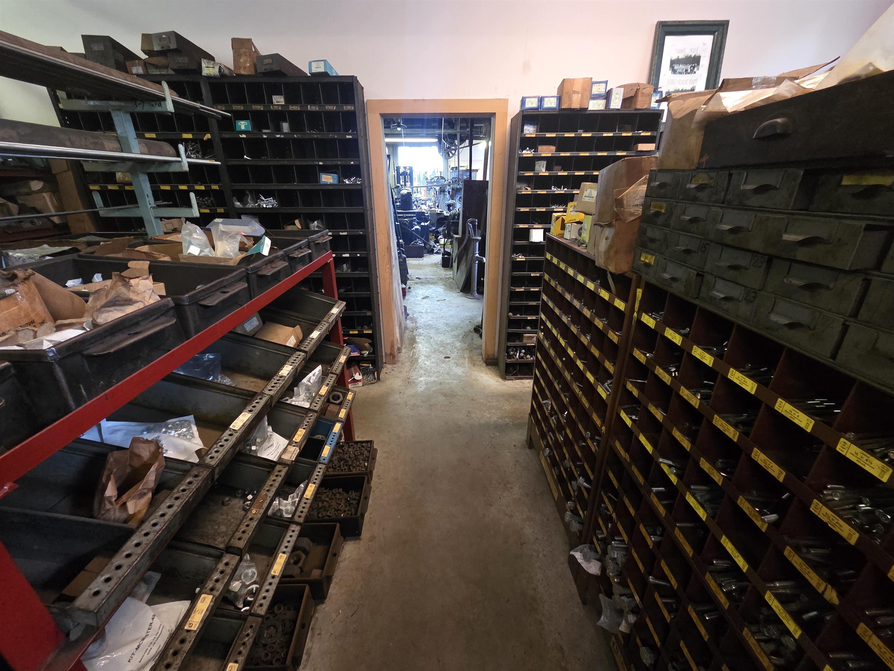 72 Flat Street photo 8