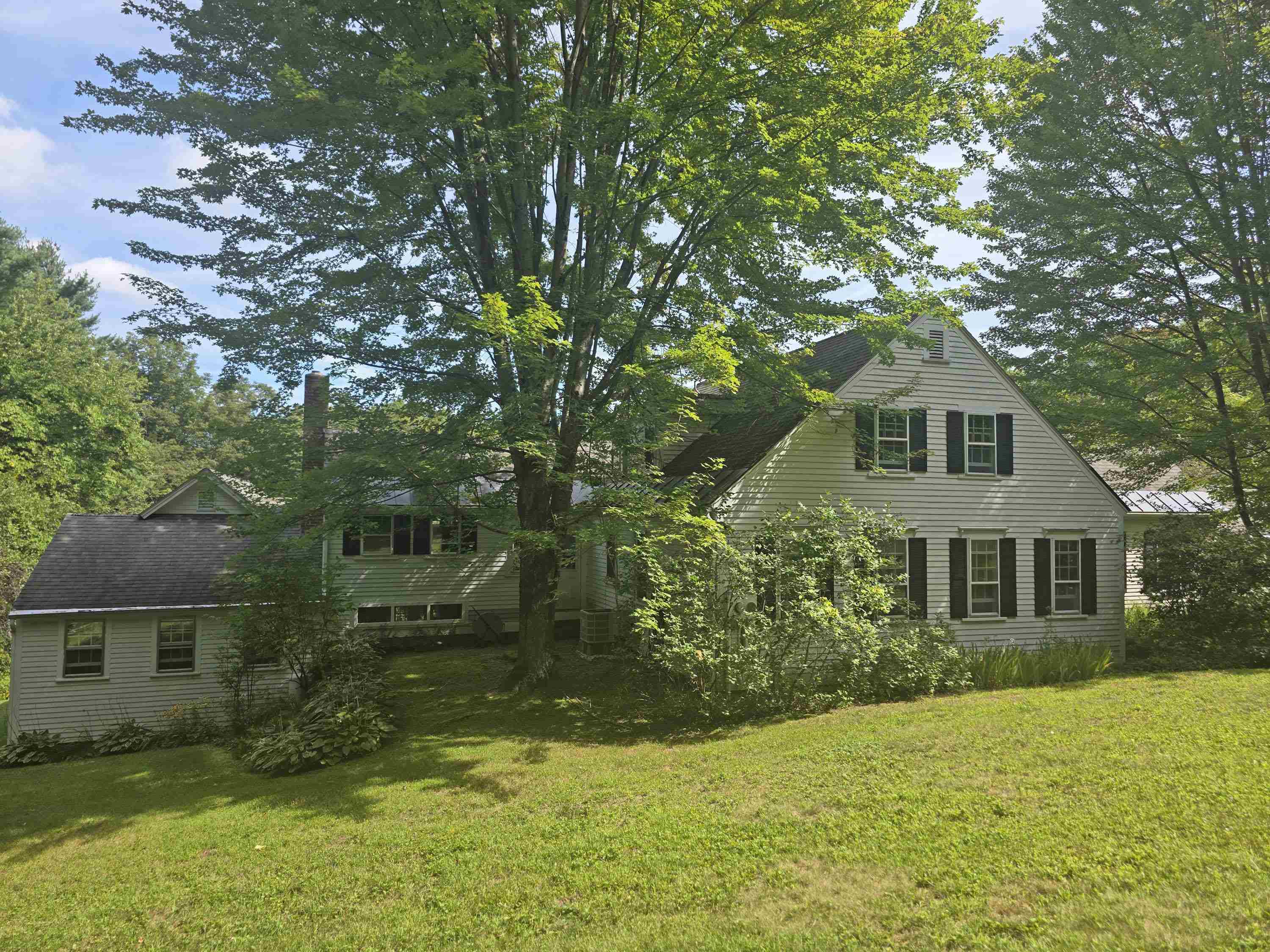 350 West Hill Road photo 9