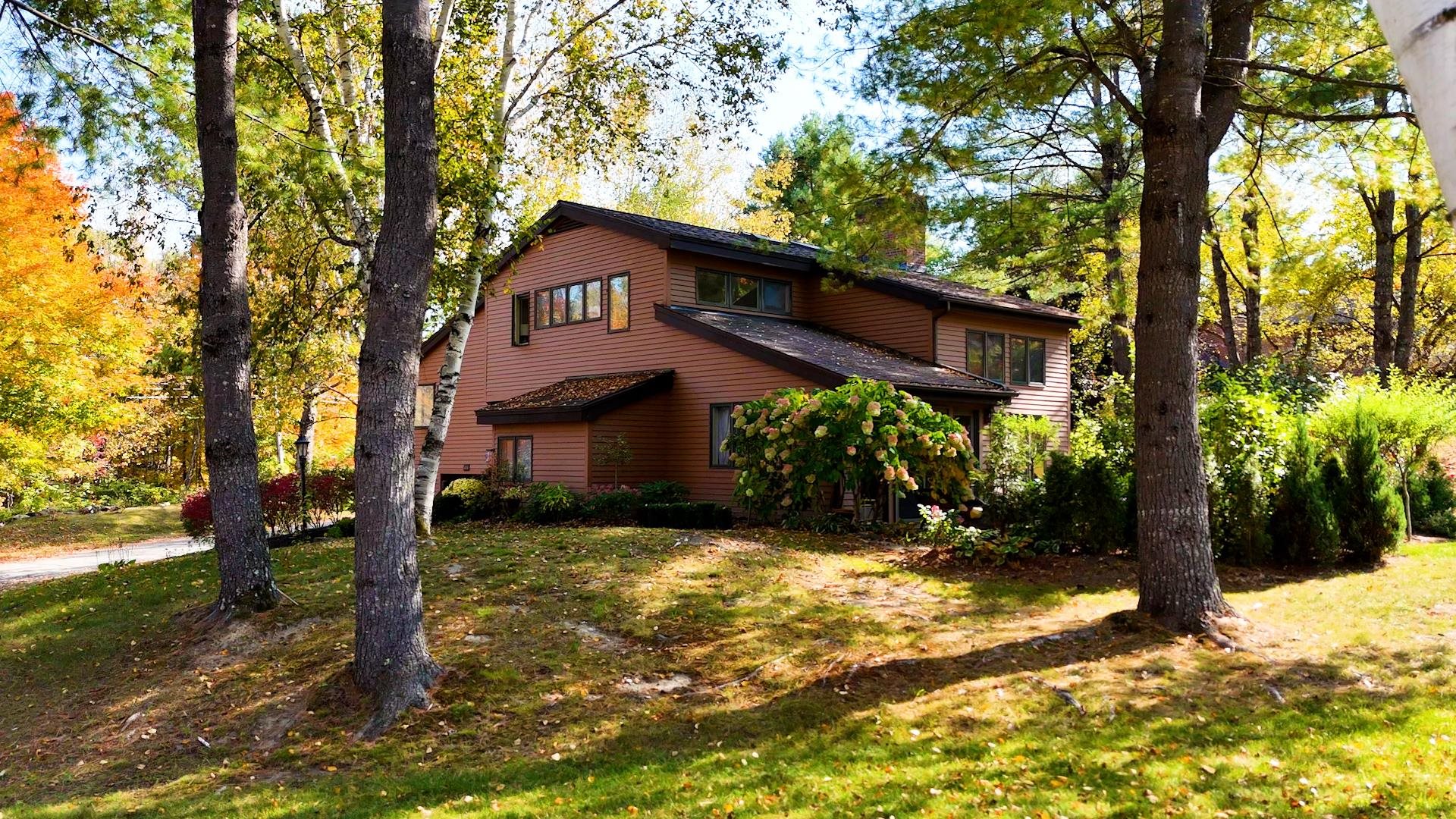 3755 Quechee Main Street photo 6