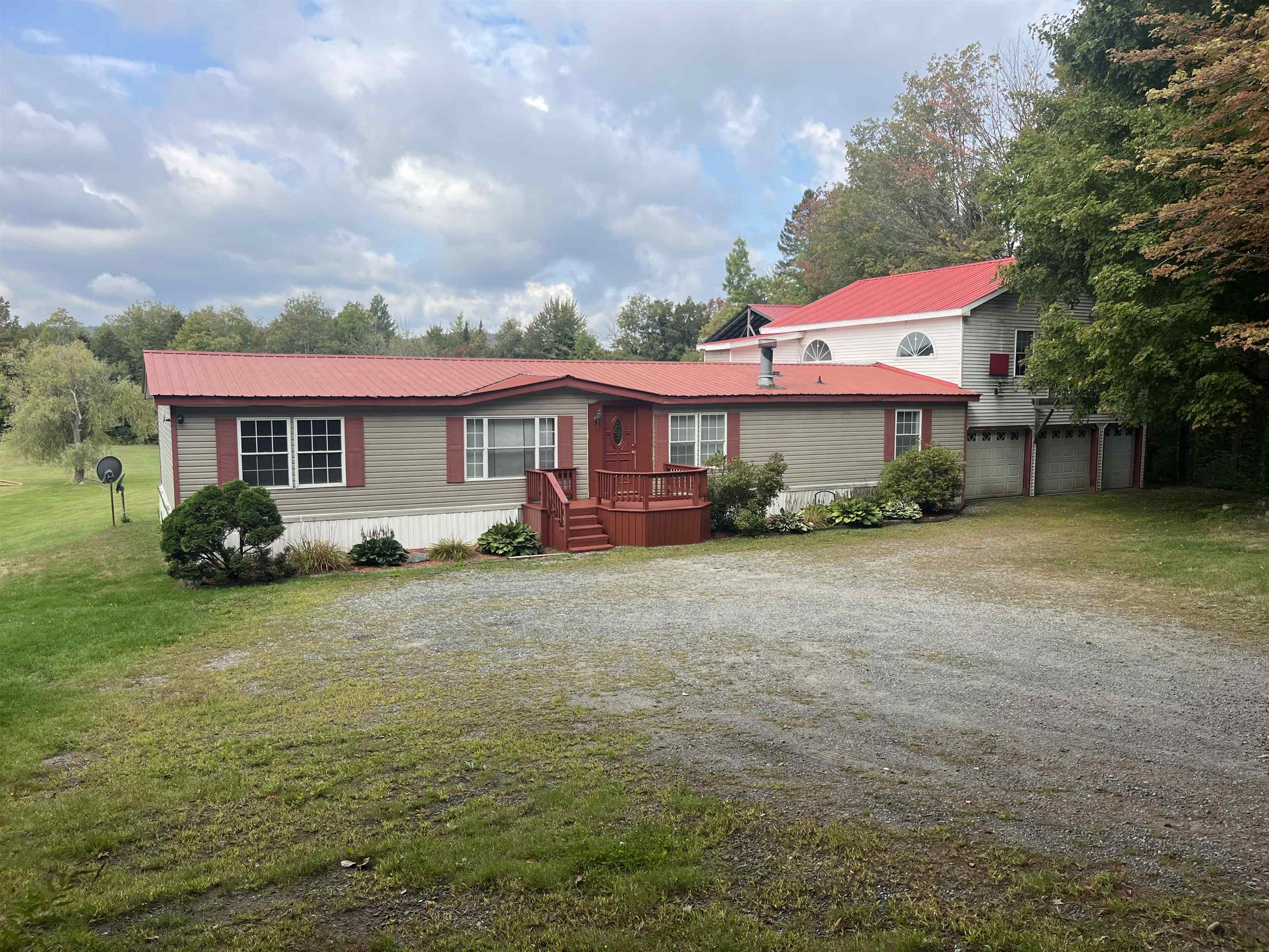 near 274 Scottsdale Road Newport City, VT 05855 Property 3