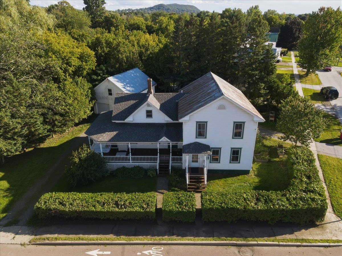 266 Lake Street photo 1