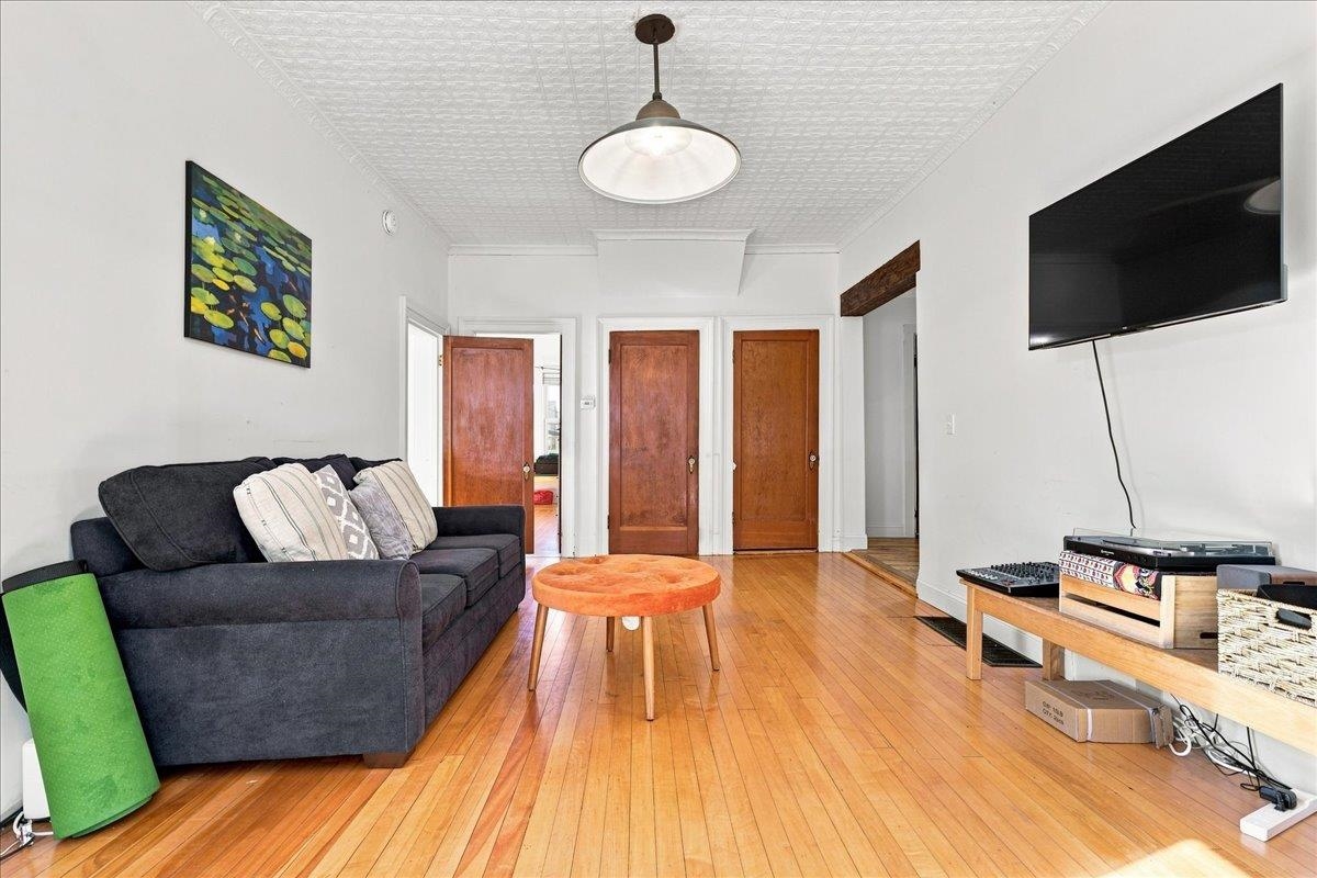 266 Lake Street photo 21