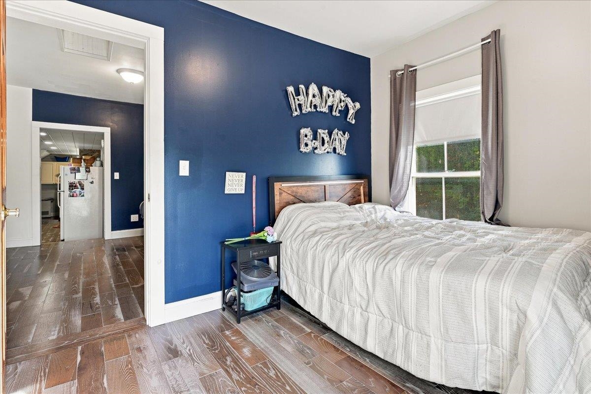 266 Lake Street photo 32