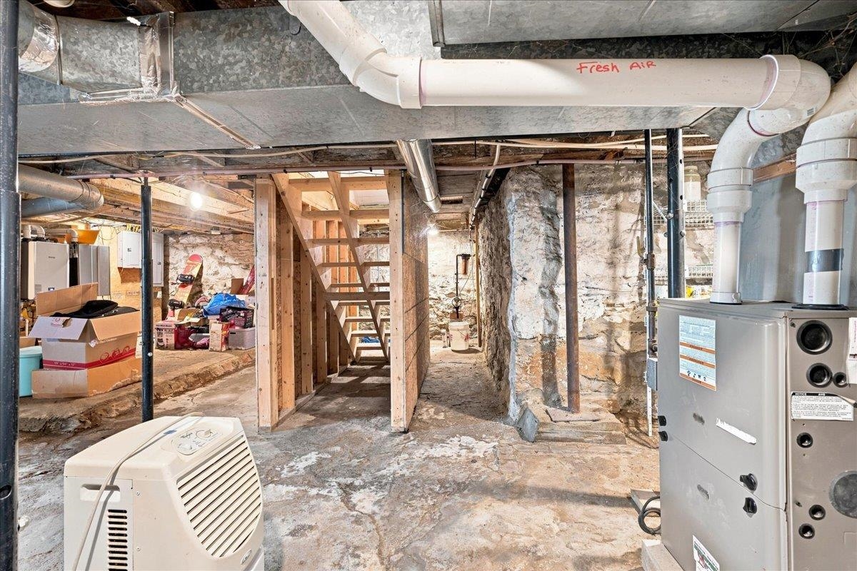 266 Lake Street photo 44