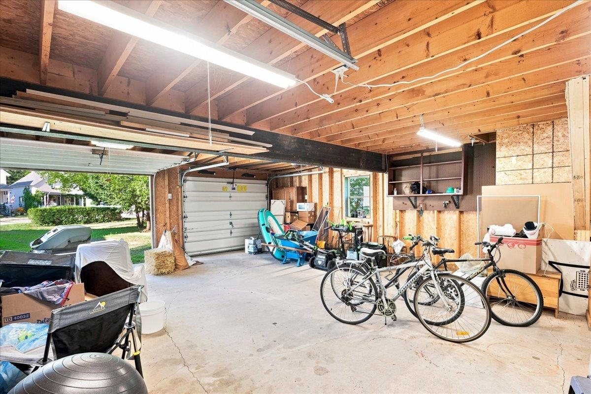 266 Lake Street photo 46