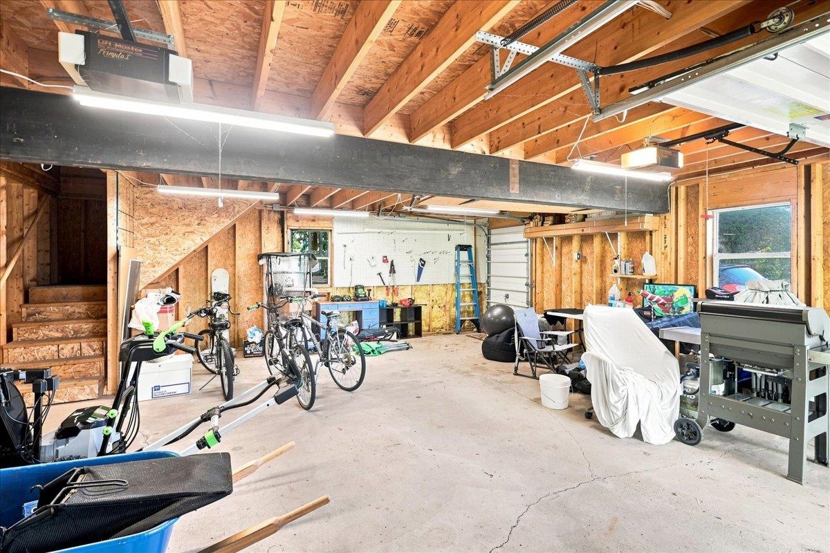 266 Lake Street photo 47