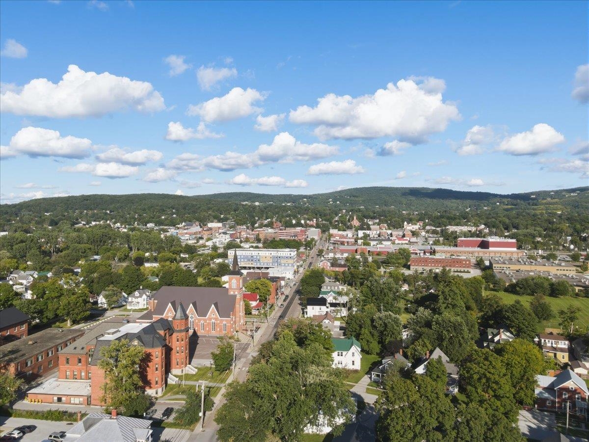 266 Lake Street photo 60