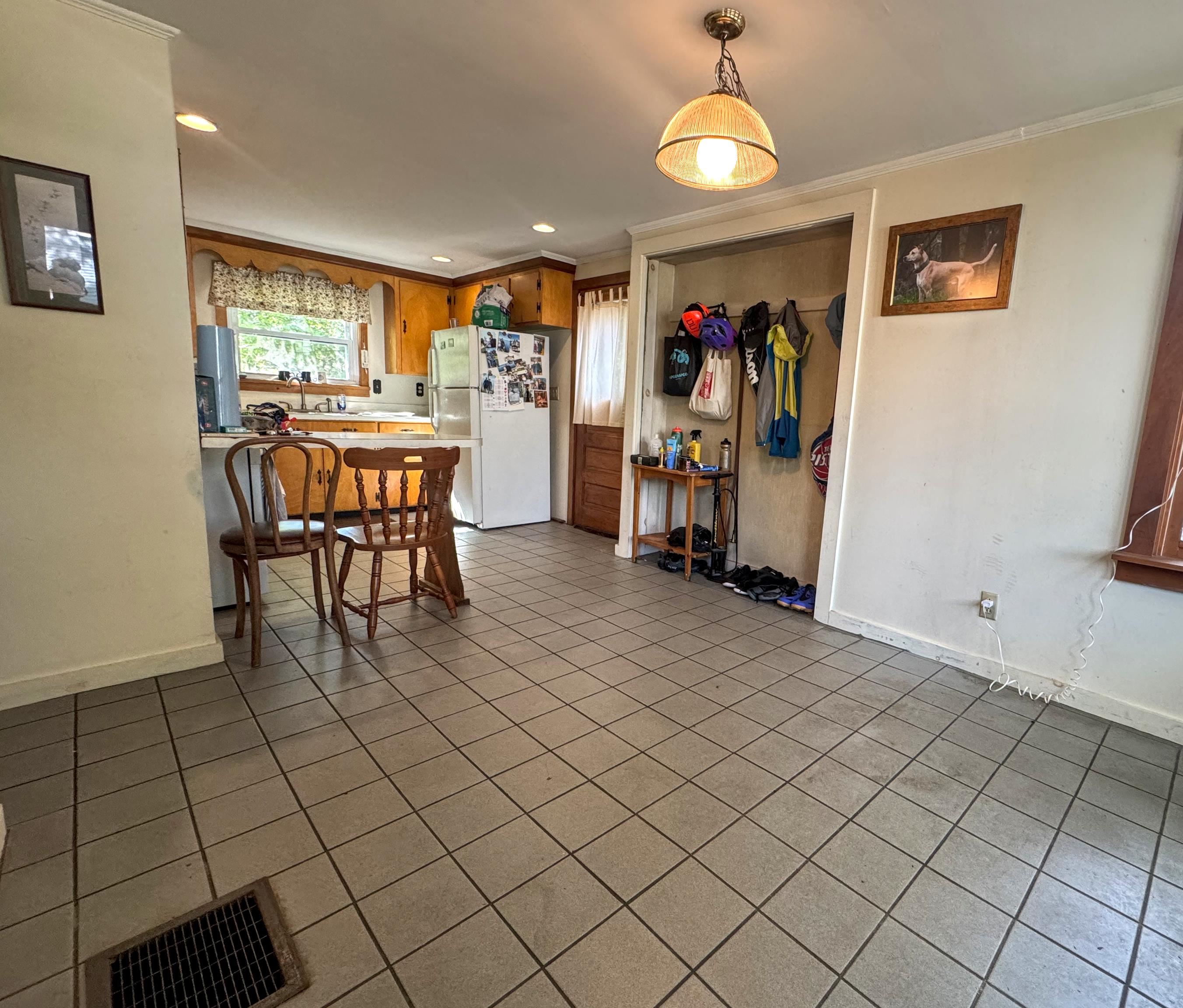 220 Gage Street photo 13