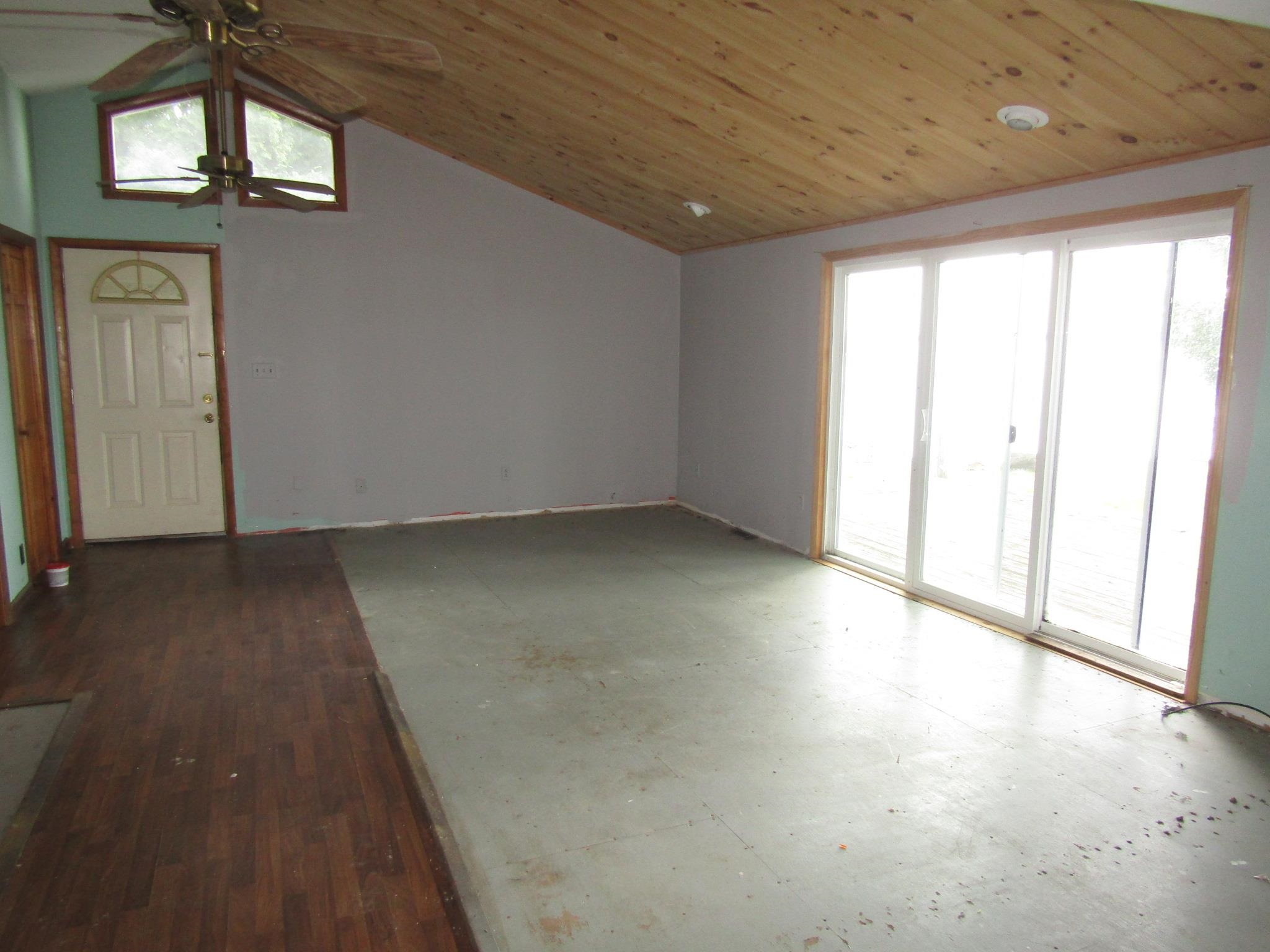 416 Lakewood Drive photo 17