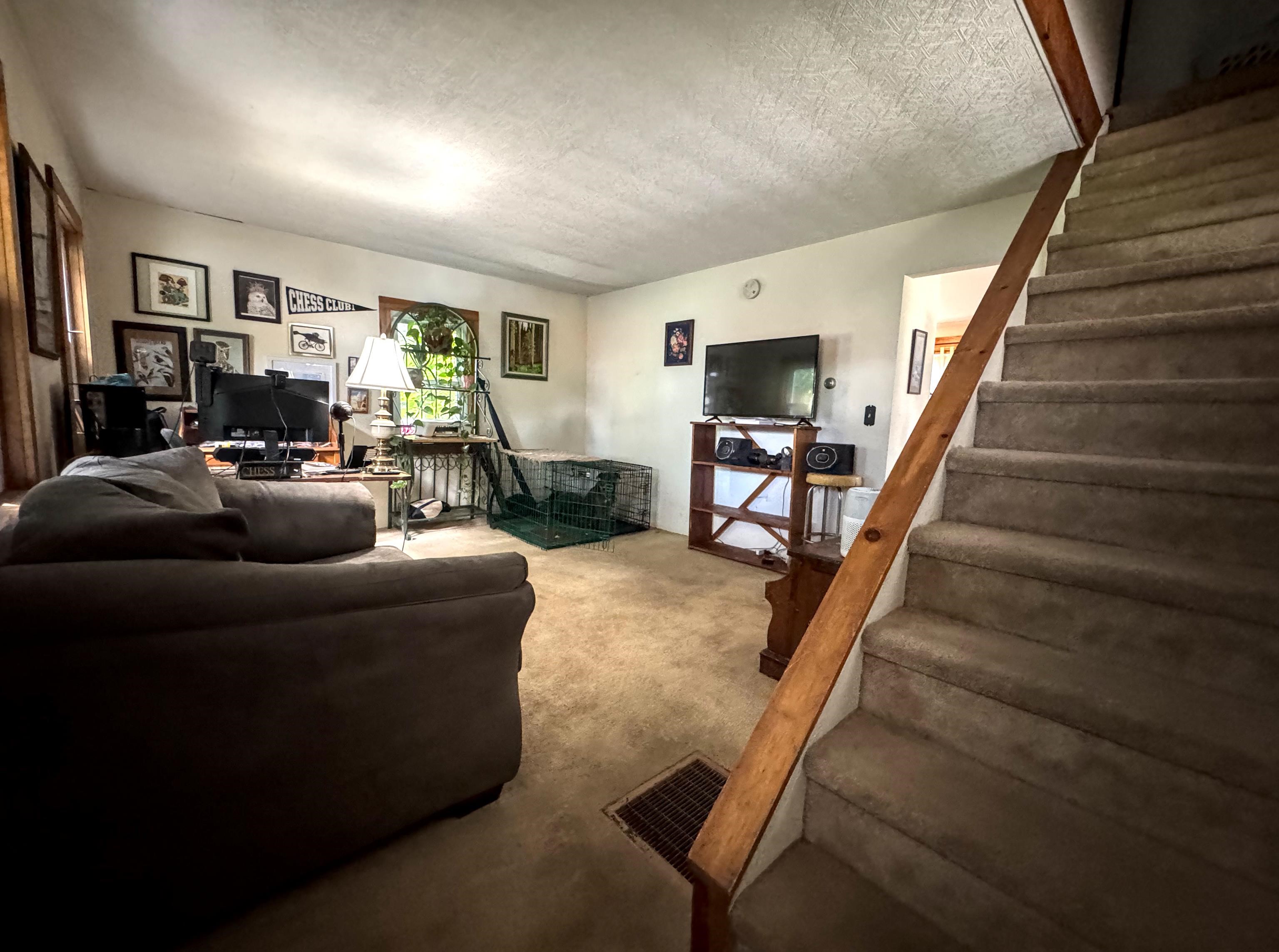 220 Gage Street photo 26