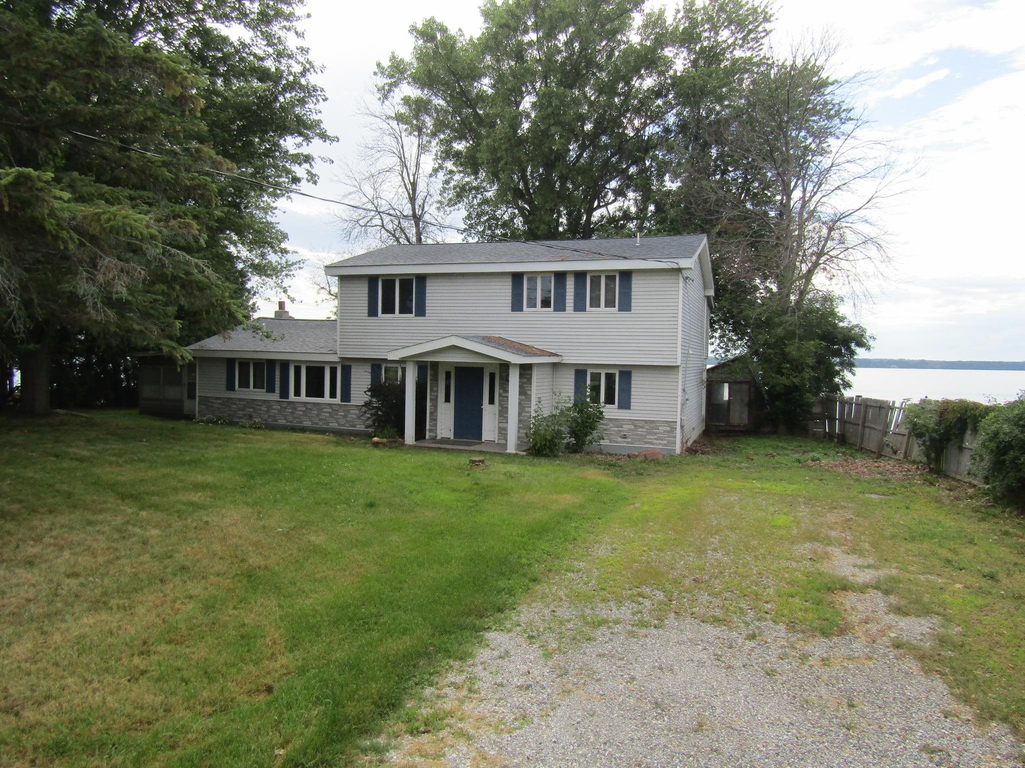 416 Lakewood Drive photo 3
