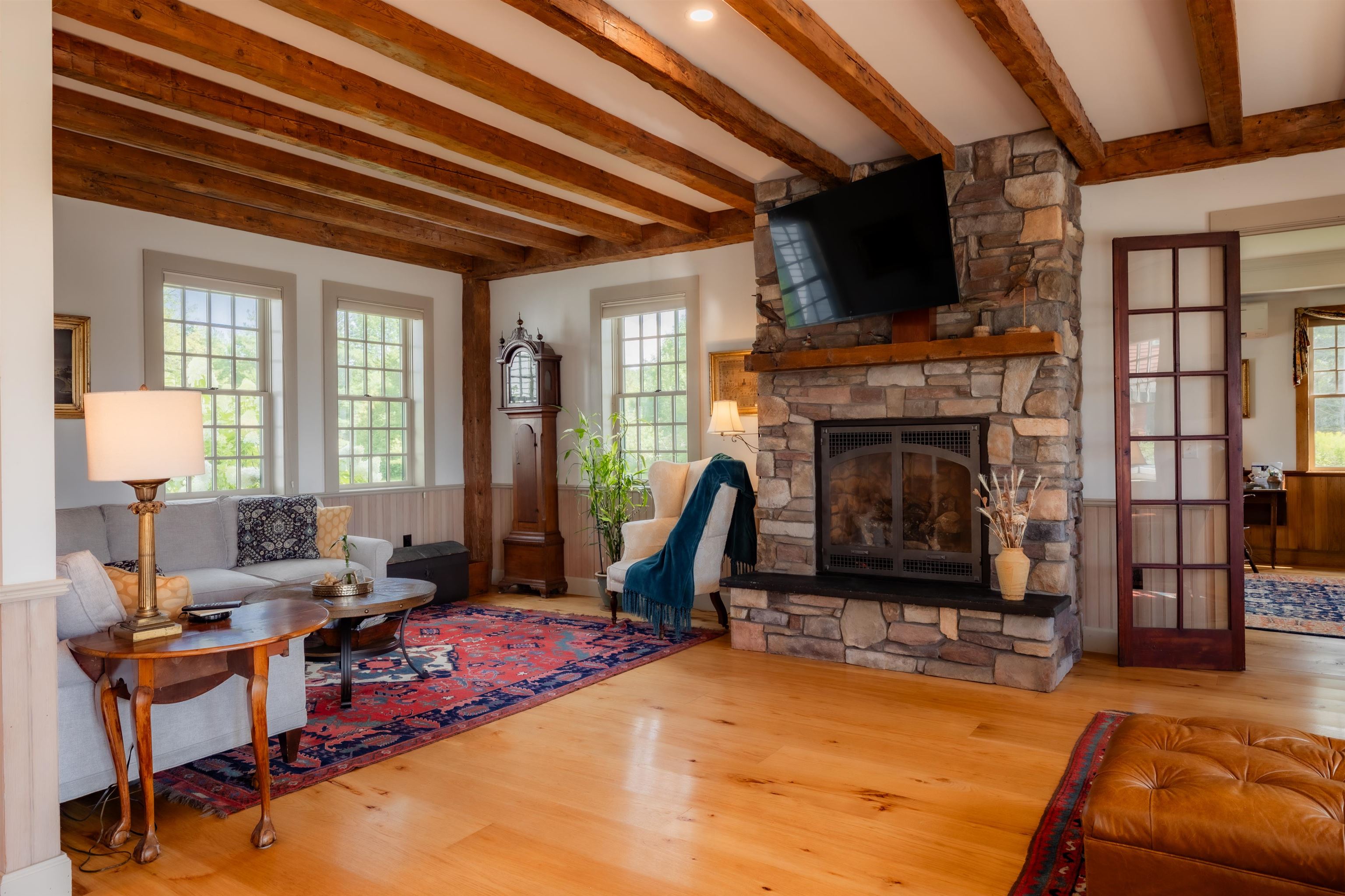 1576 Ferry Road photo 13