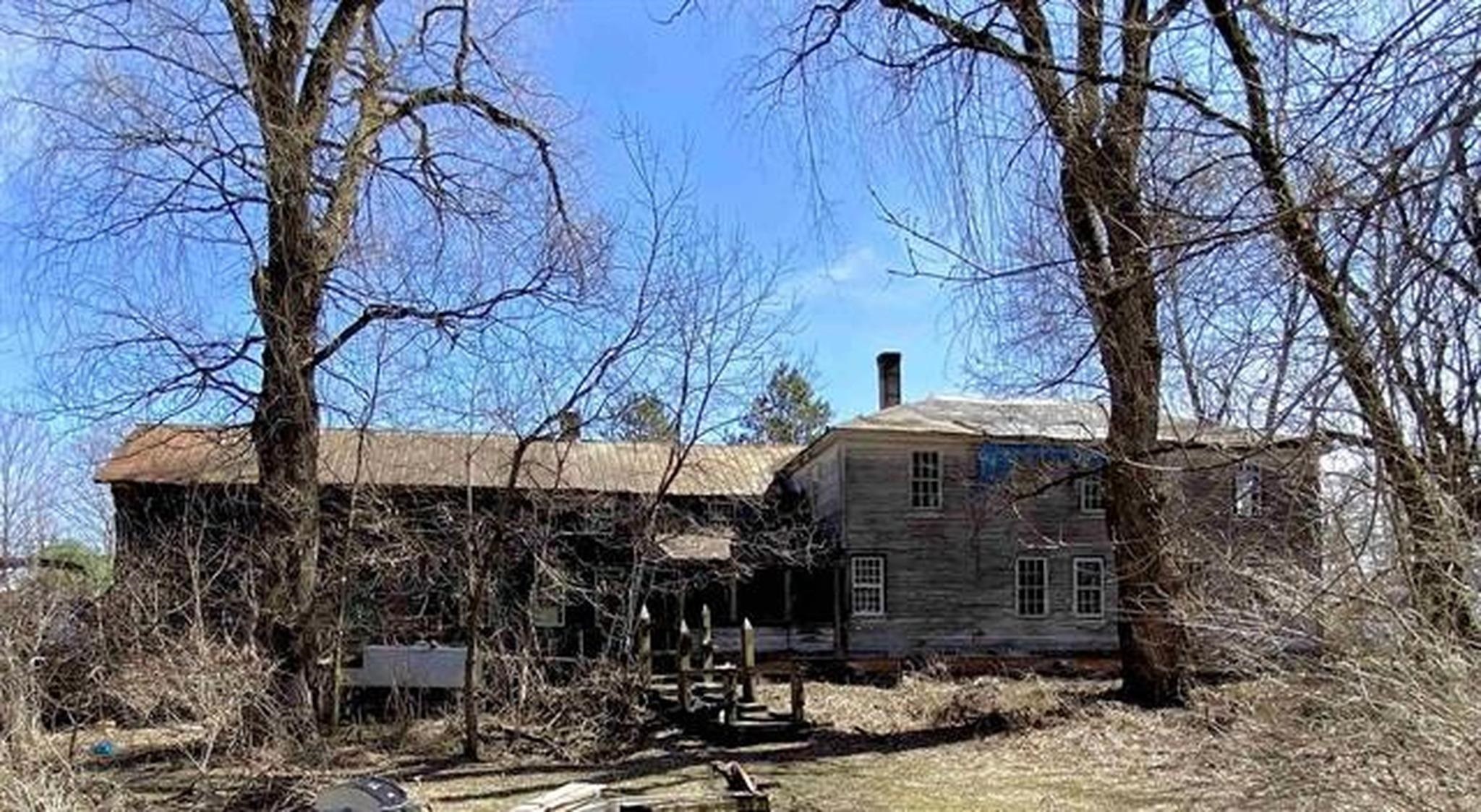1254 VT Route 5 photo 14