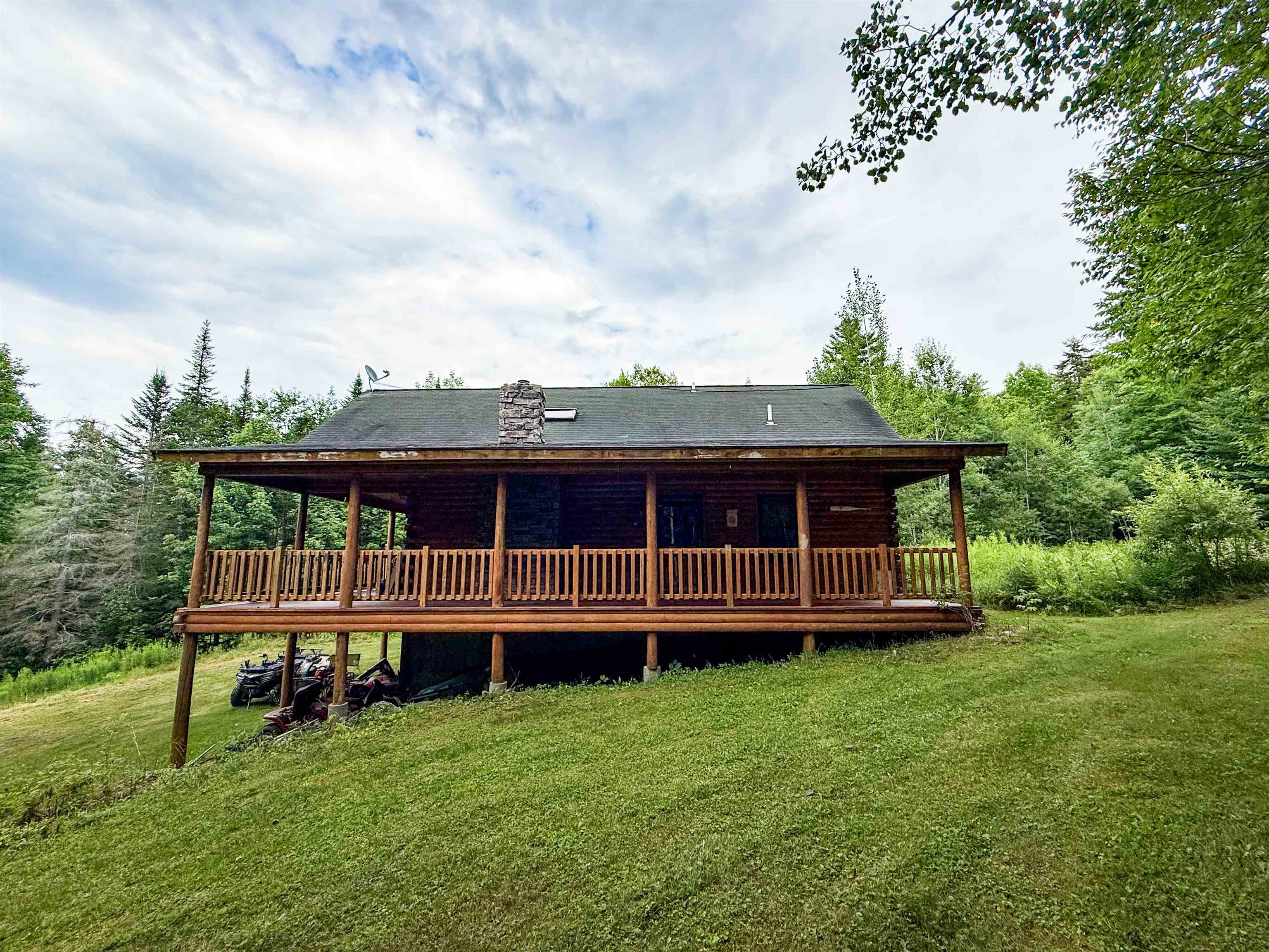 2551 Macintosh Hill Road photo 2