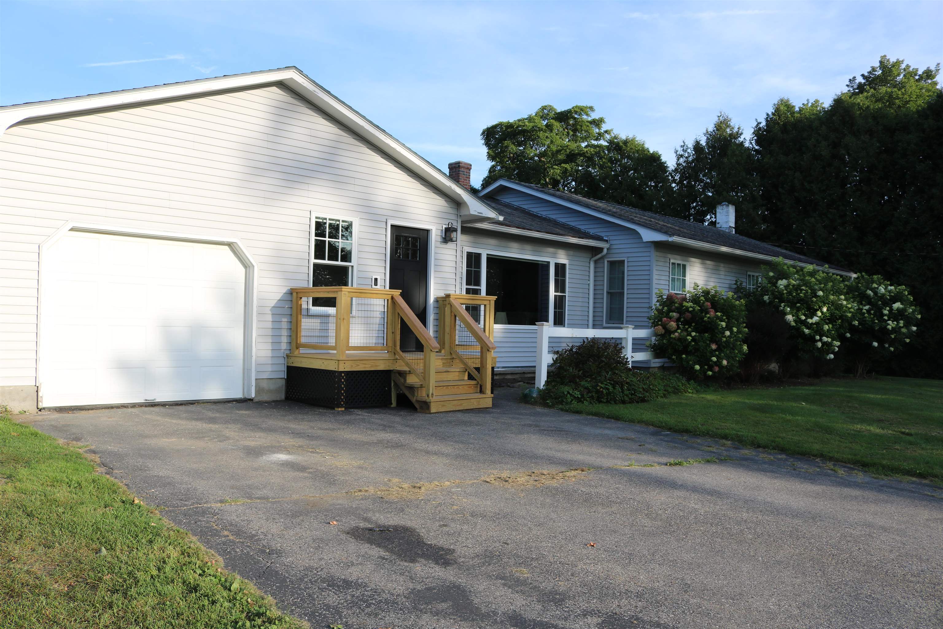 436 E Pittsford Road photo 2
