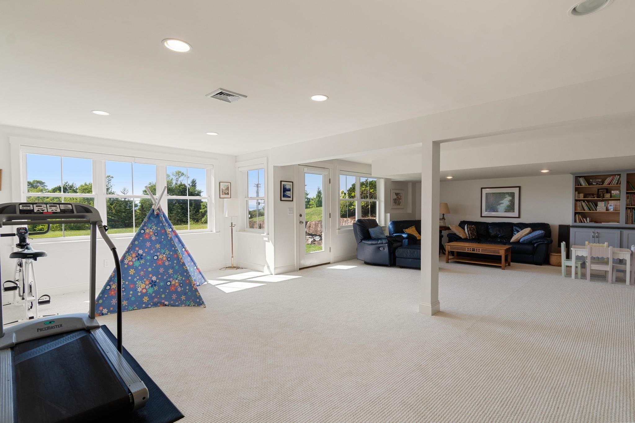 22 Aiken Street photo 33