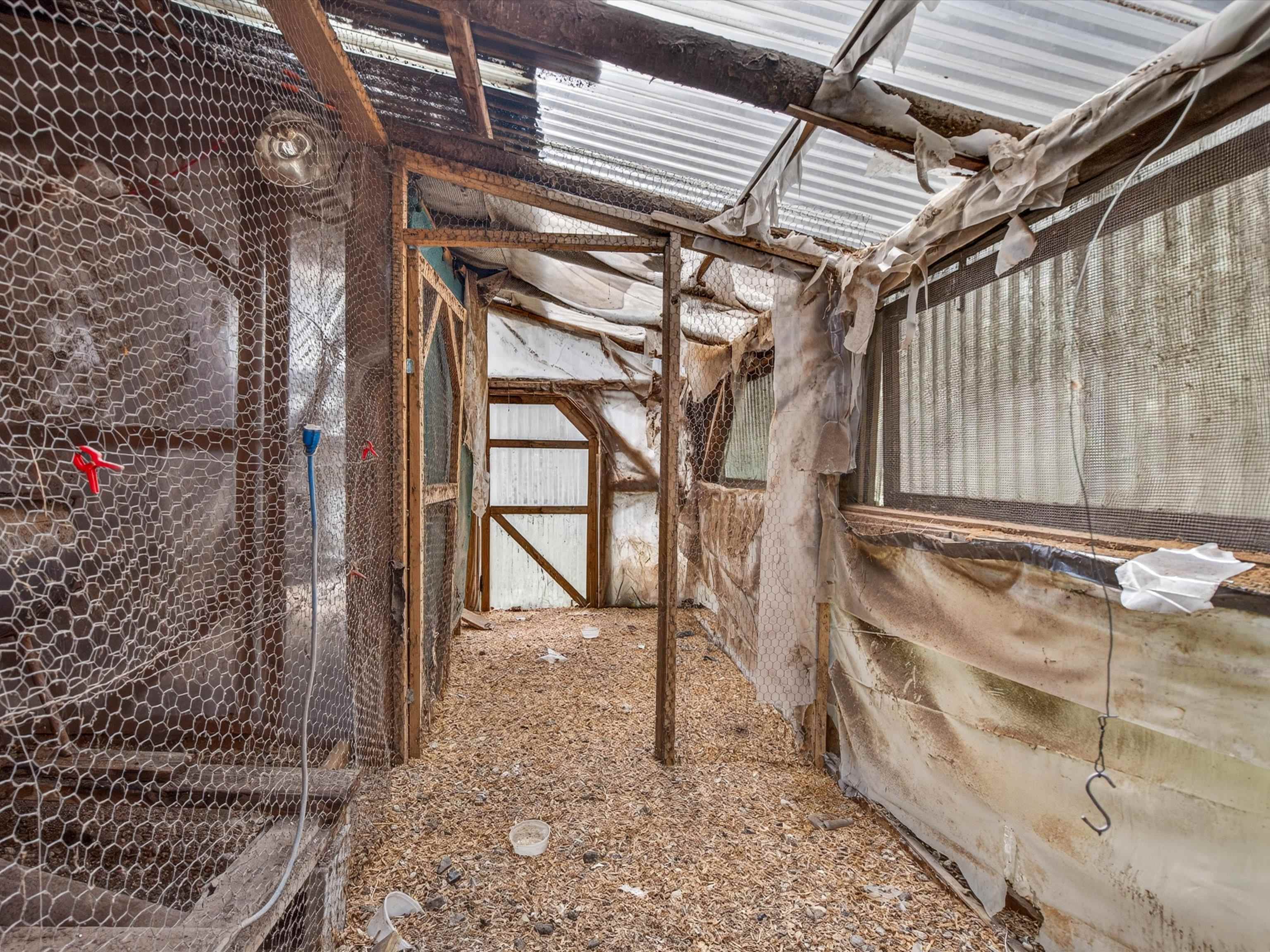 256 Trail Road photo 38