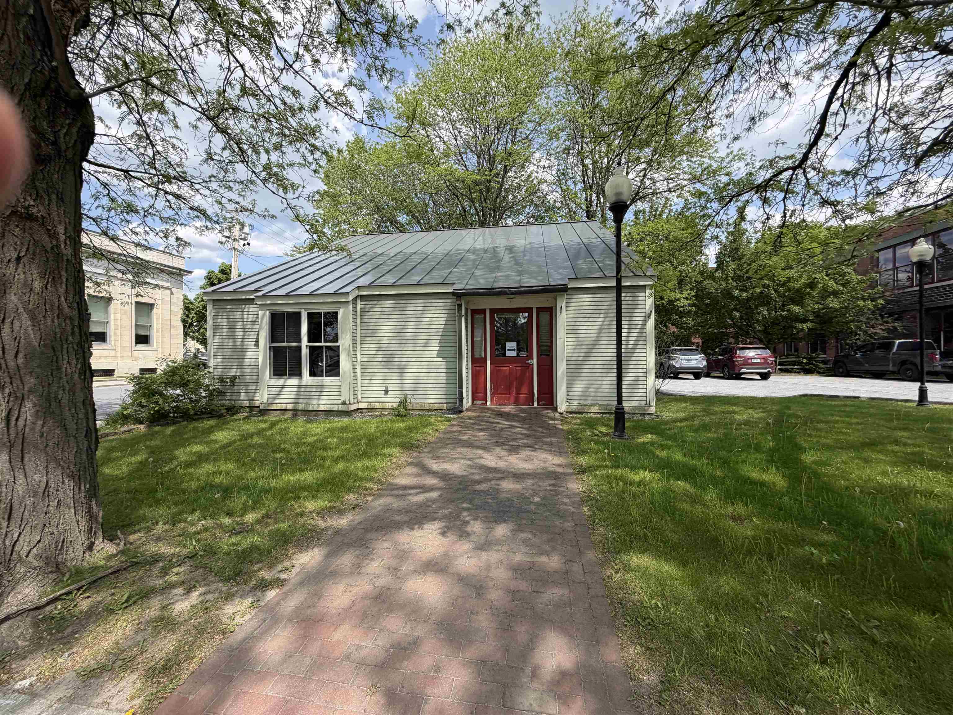 204 South Street photo 1