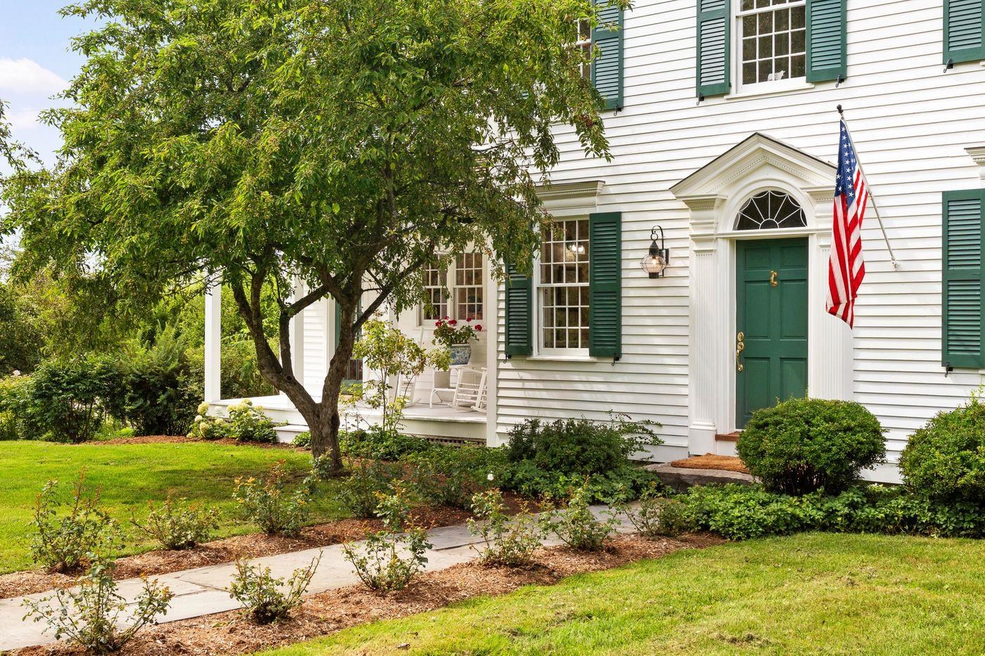 1153 Webster Road photo 10