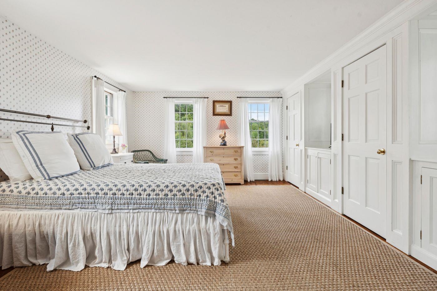 1153 Webster Road photo 20