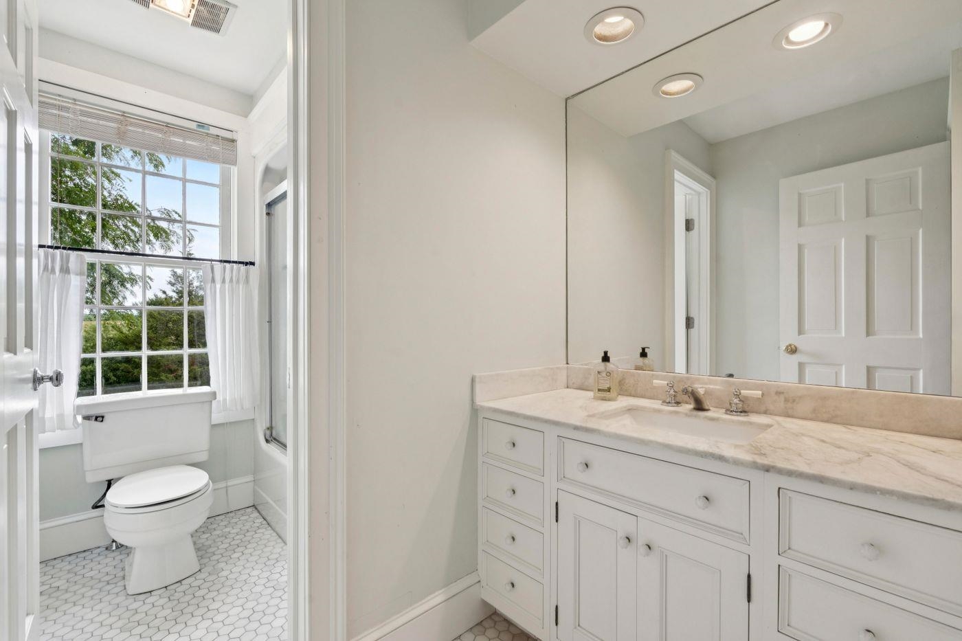 1153 Webster Road photo 23