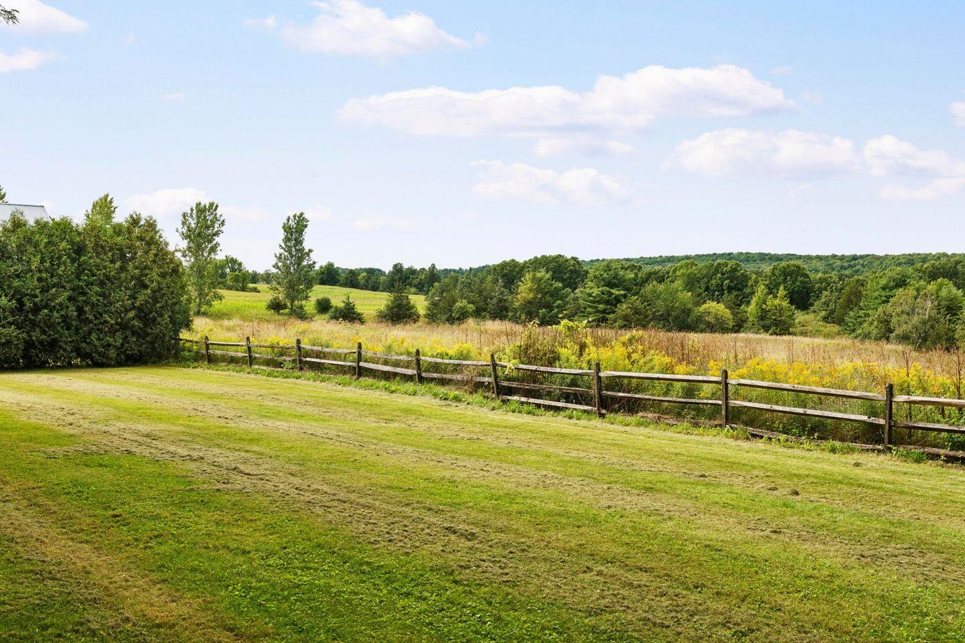 1153 Webster Road photo 28