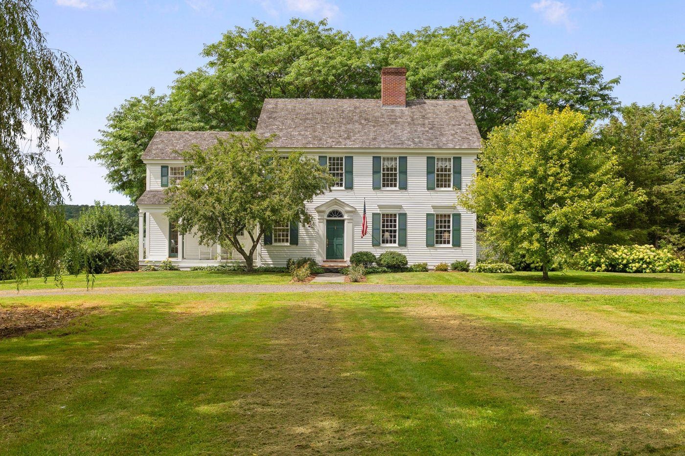 1153 Webster Road photo 3