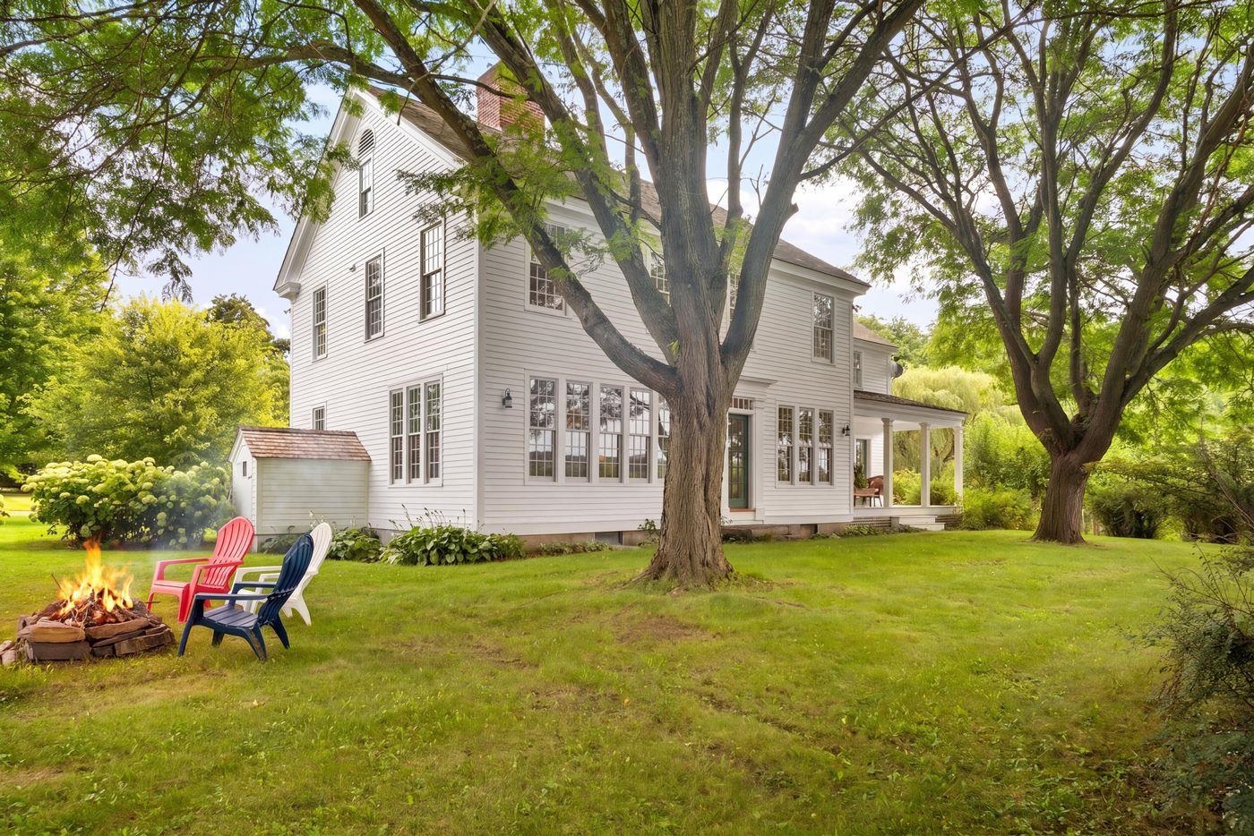 1153 Webster Road photo 9