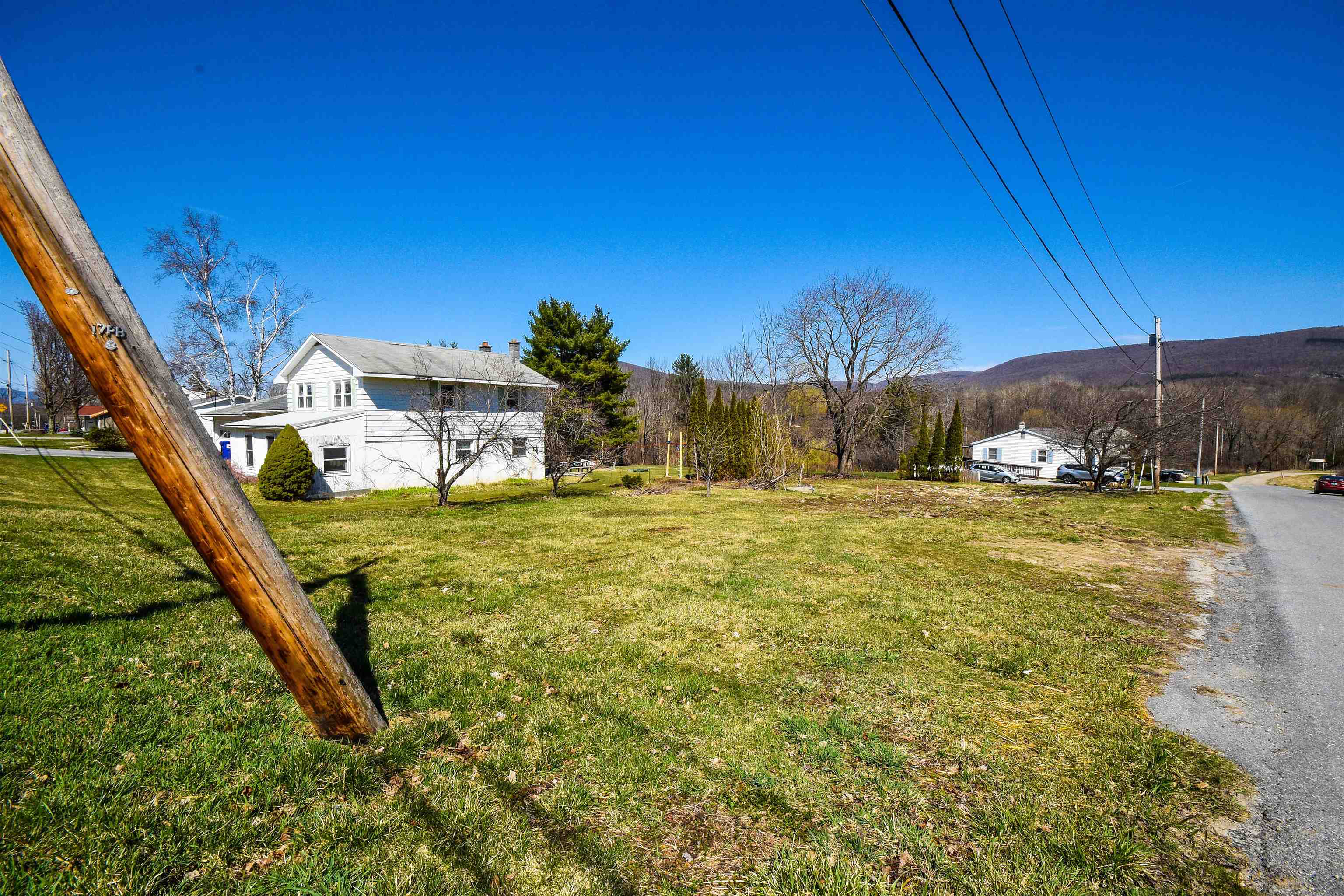 2 Belvedere Street Bennington, VT 05201 MLS 4992118 Pall Spera