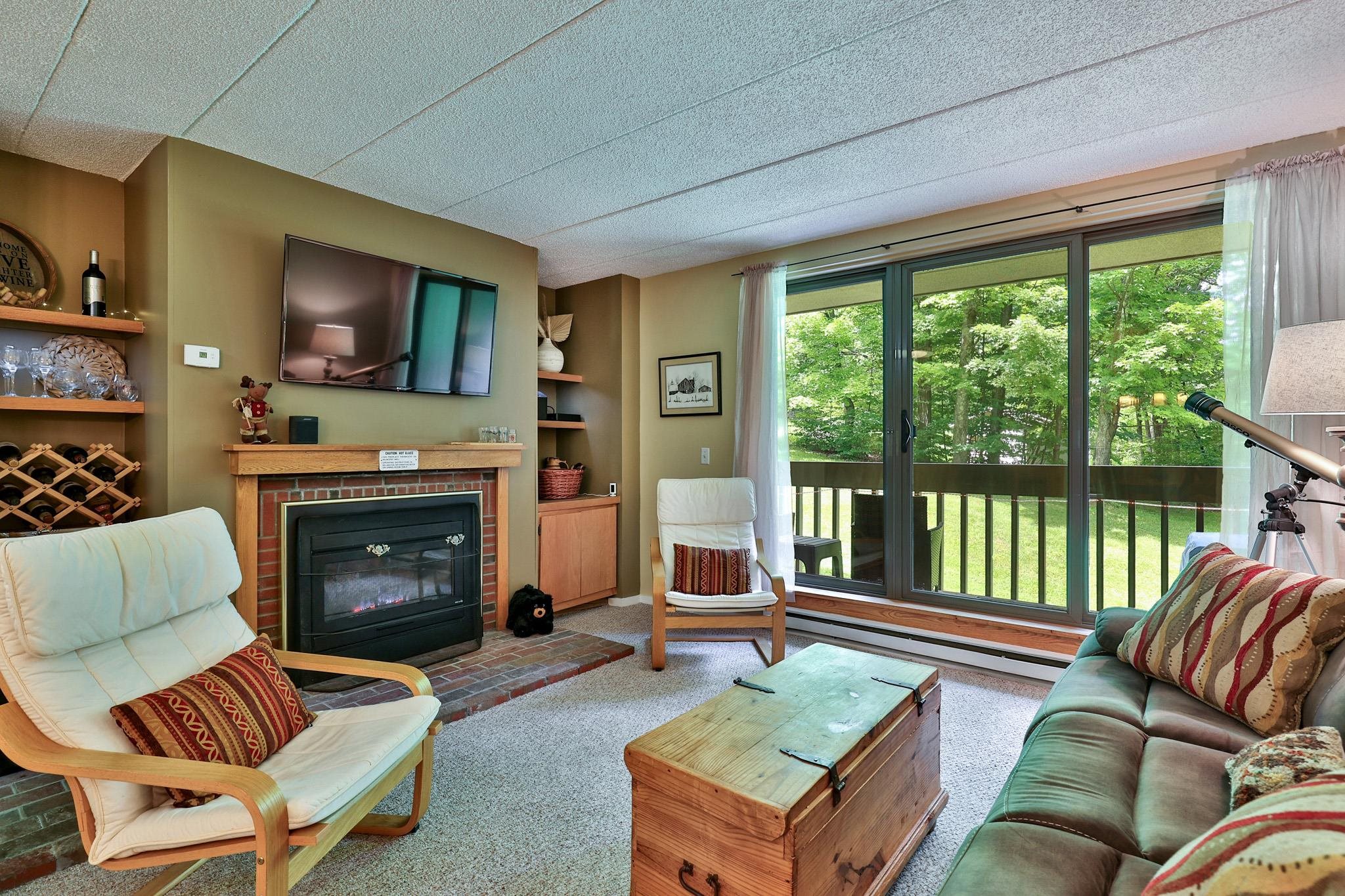 near 907 East Mountain Road Killington, VT 05751 Property 1