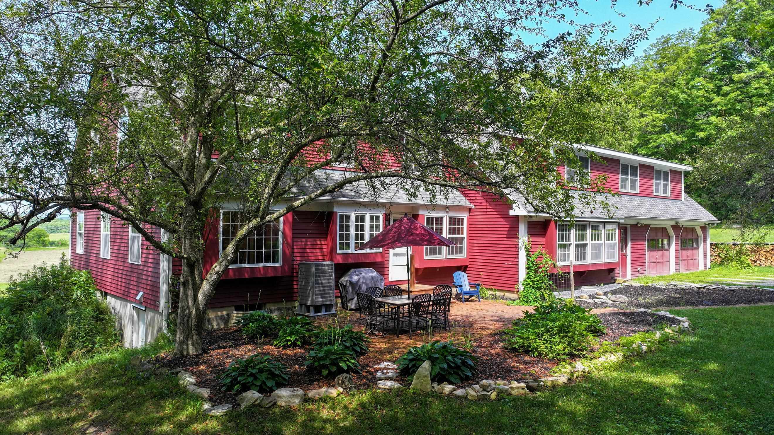 353 Schoolhouse Road photo 2