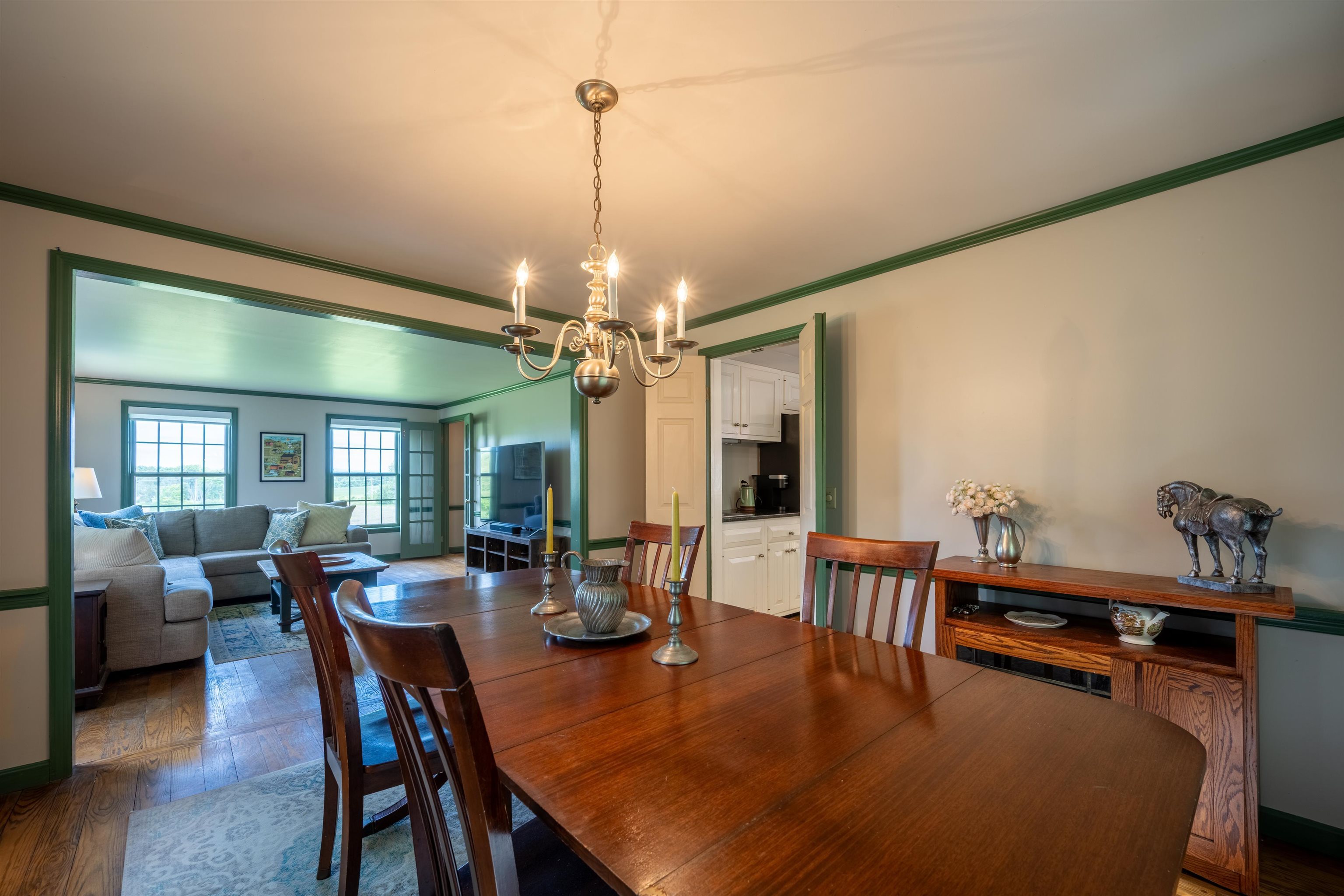 353 Schoolhouse Road photo 21