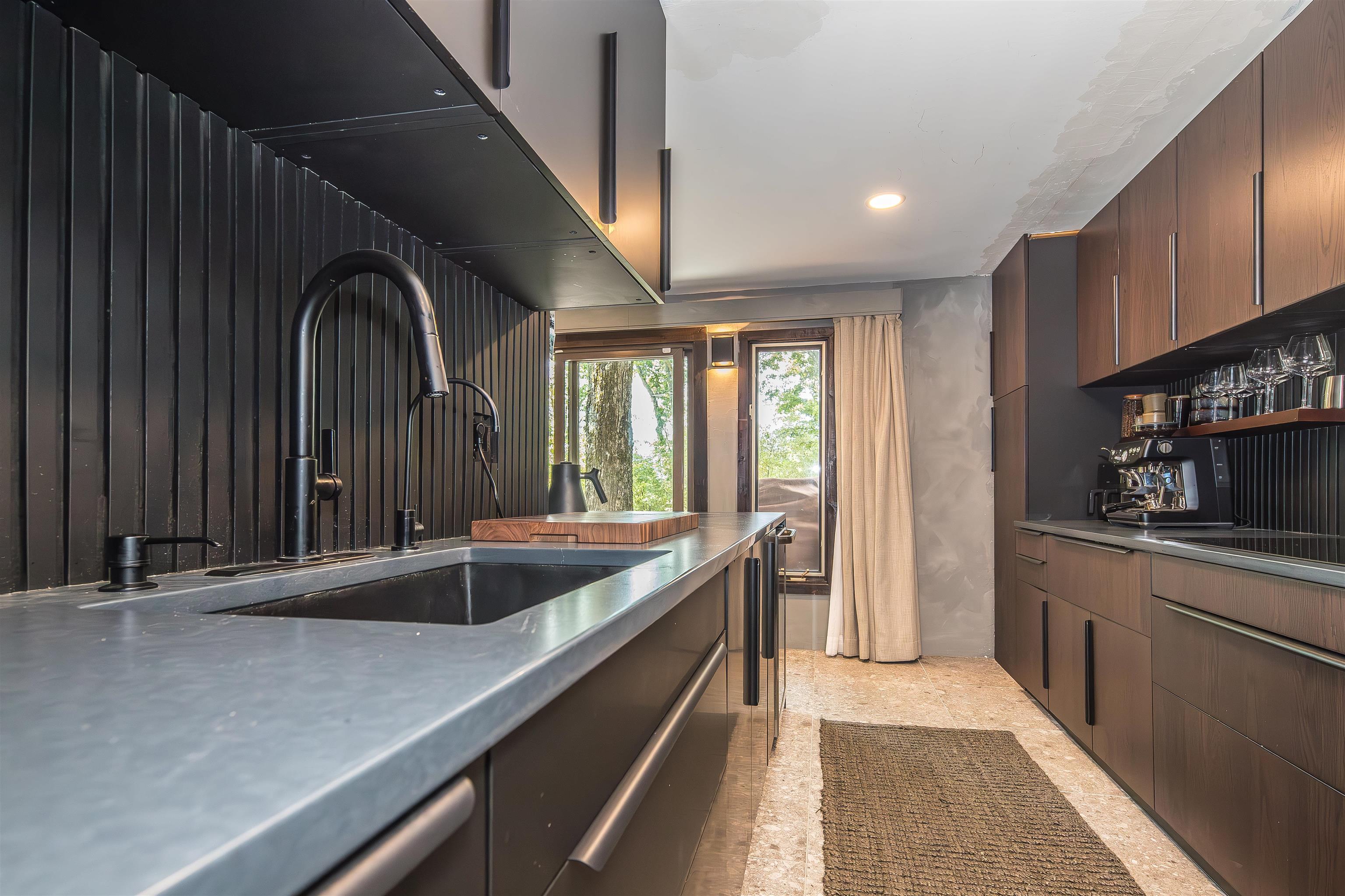 904 Austin Hill Road photo 26