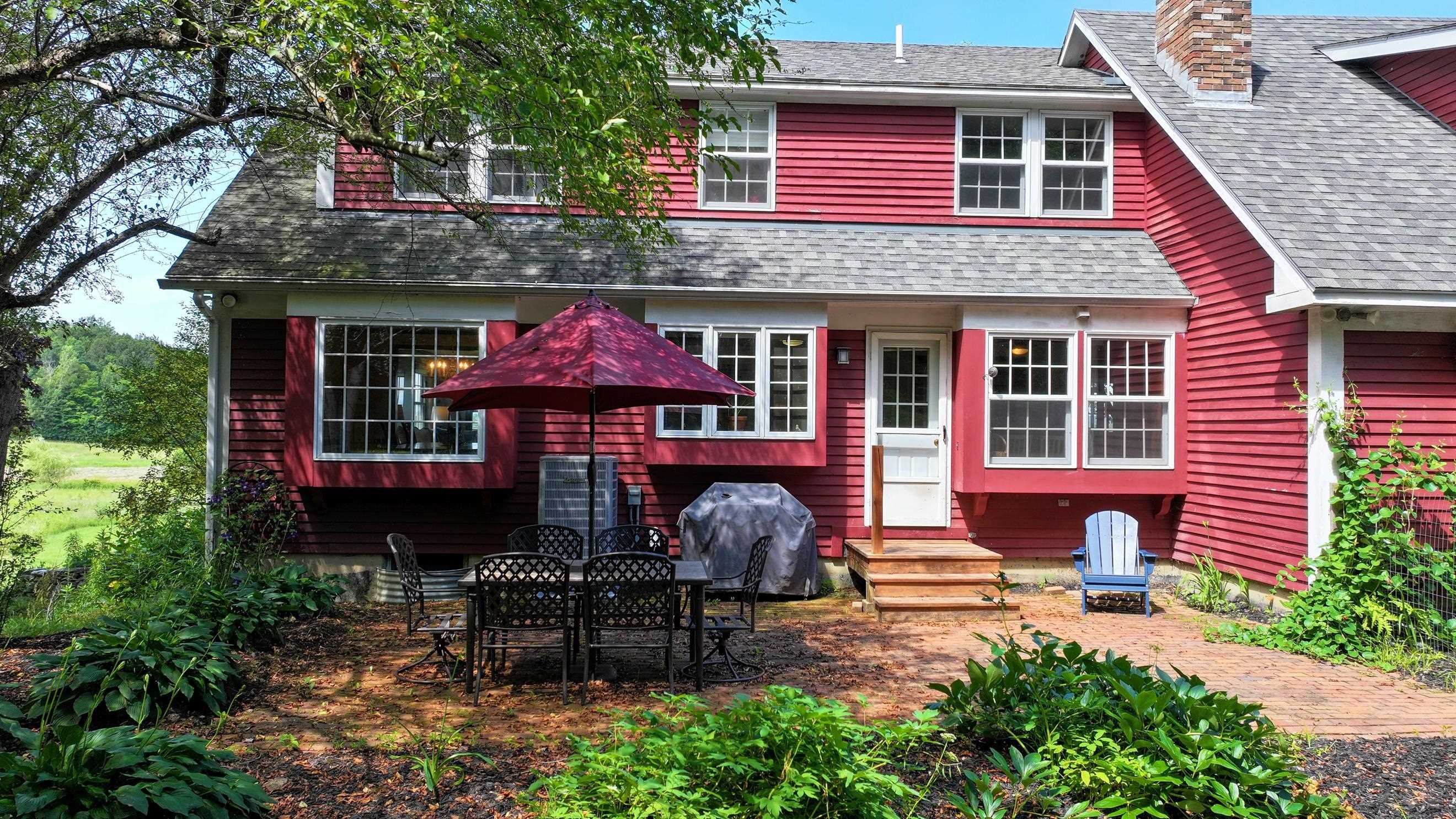 353 Schoolhouse Road photo 3