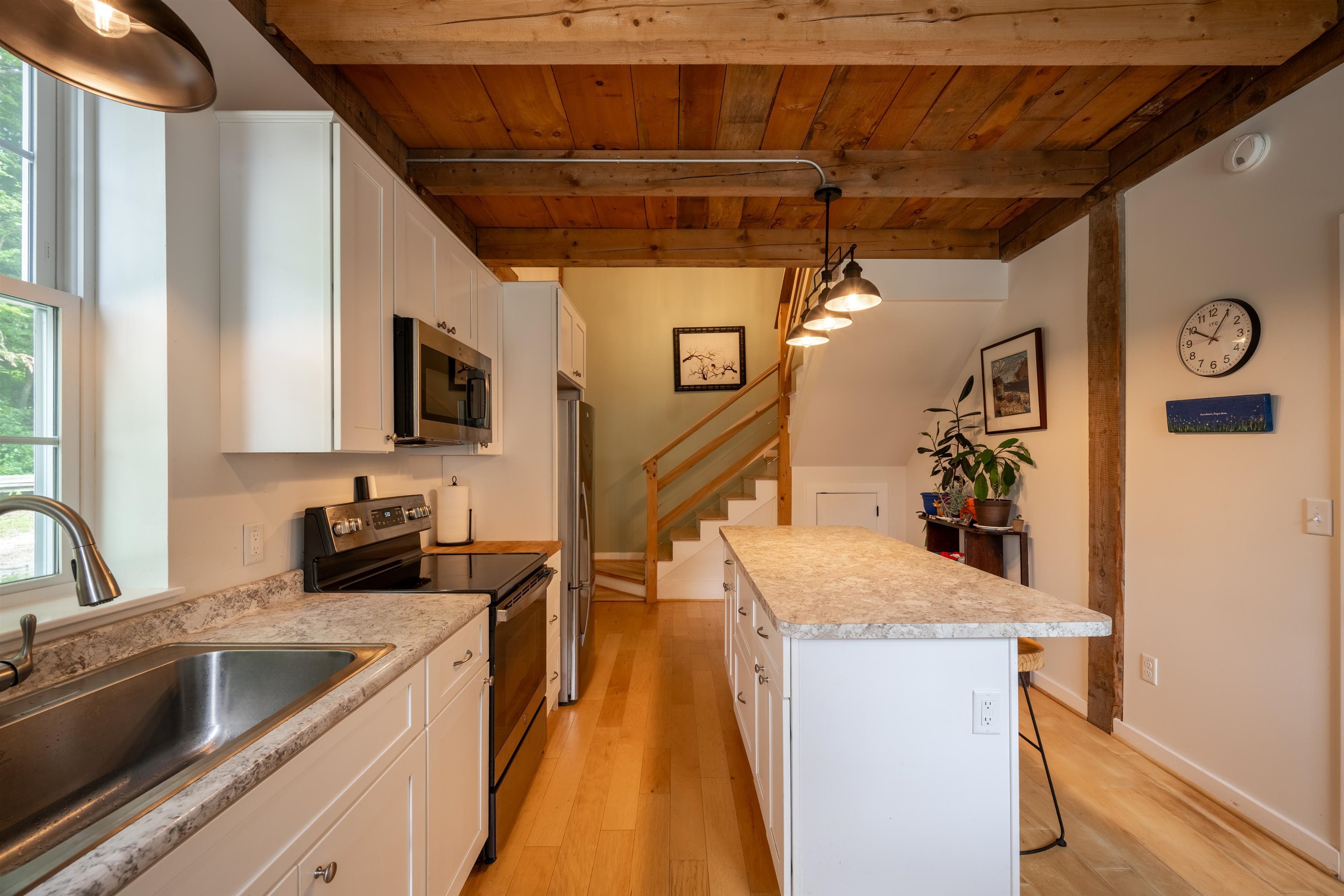 353 Schoolhouse Road photo 32