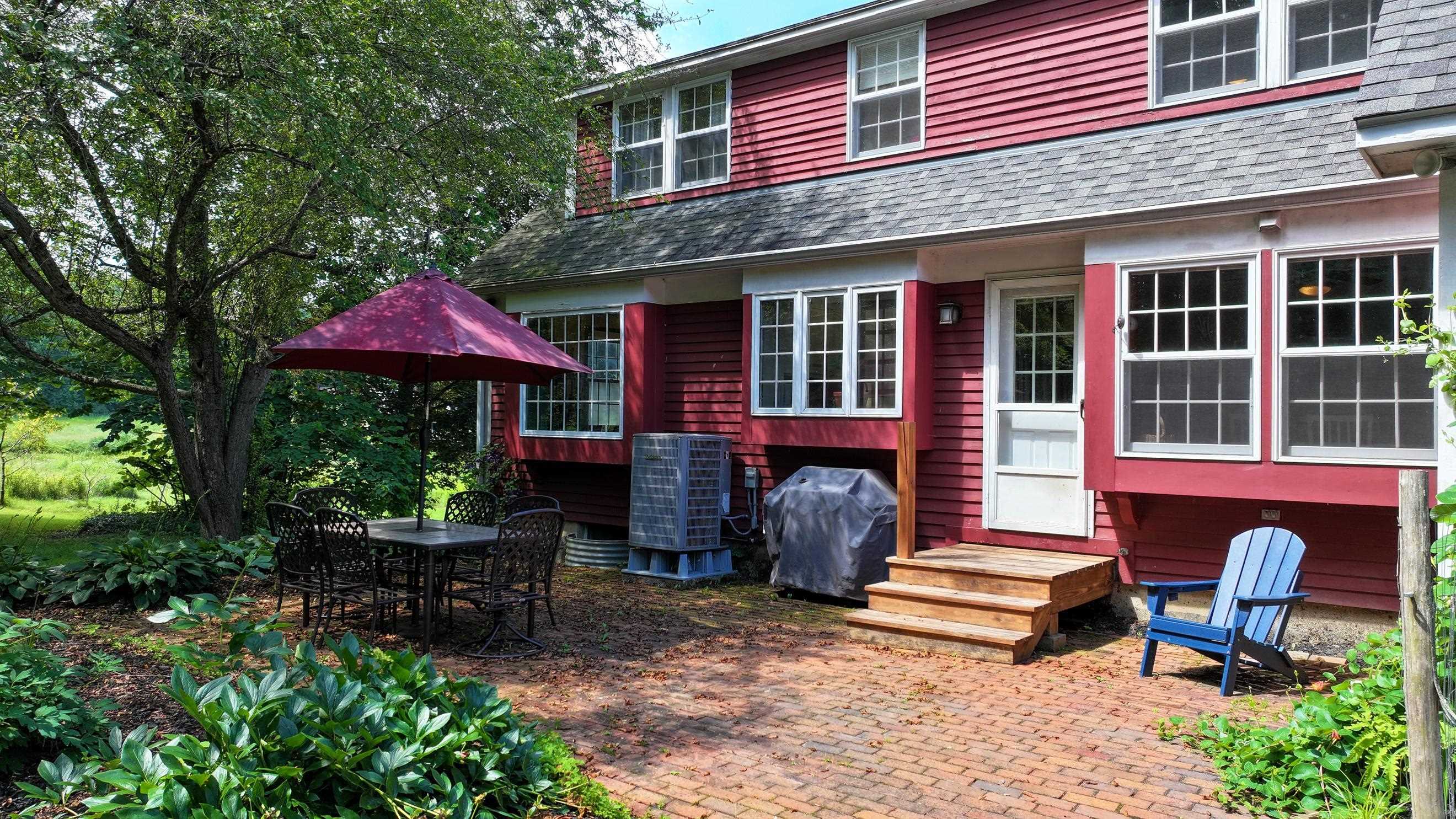 353 Schoolhouse Road photo 4