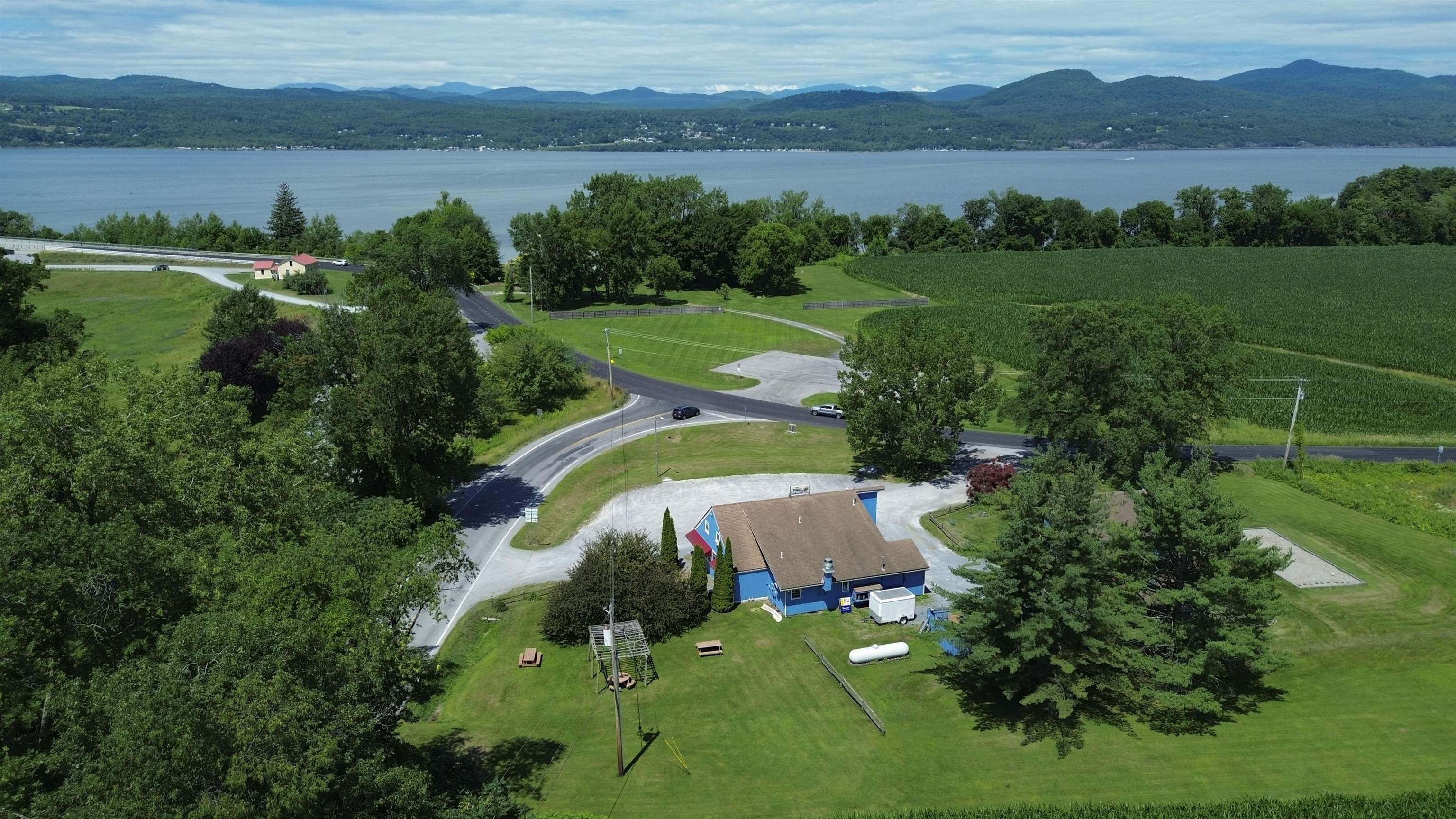 8013 VT Route 17 photo 55