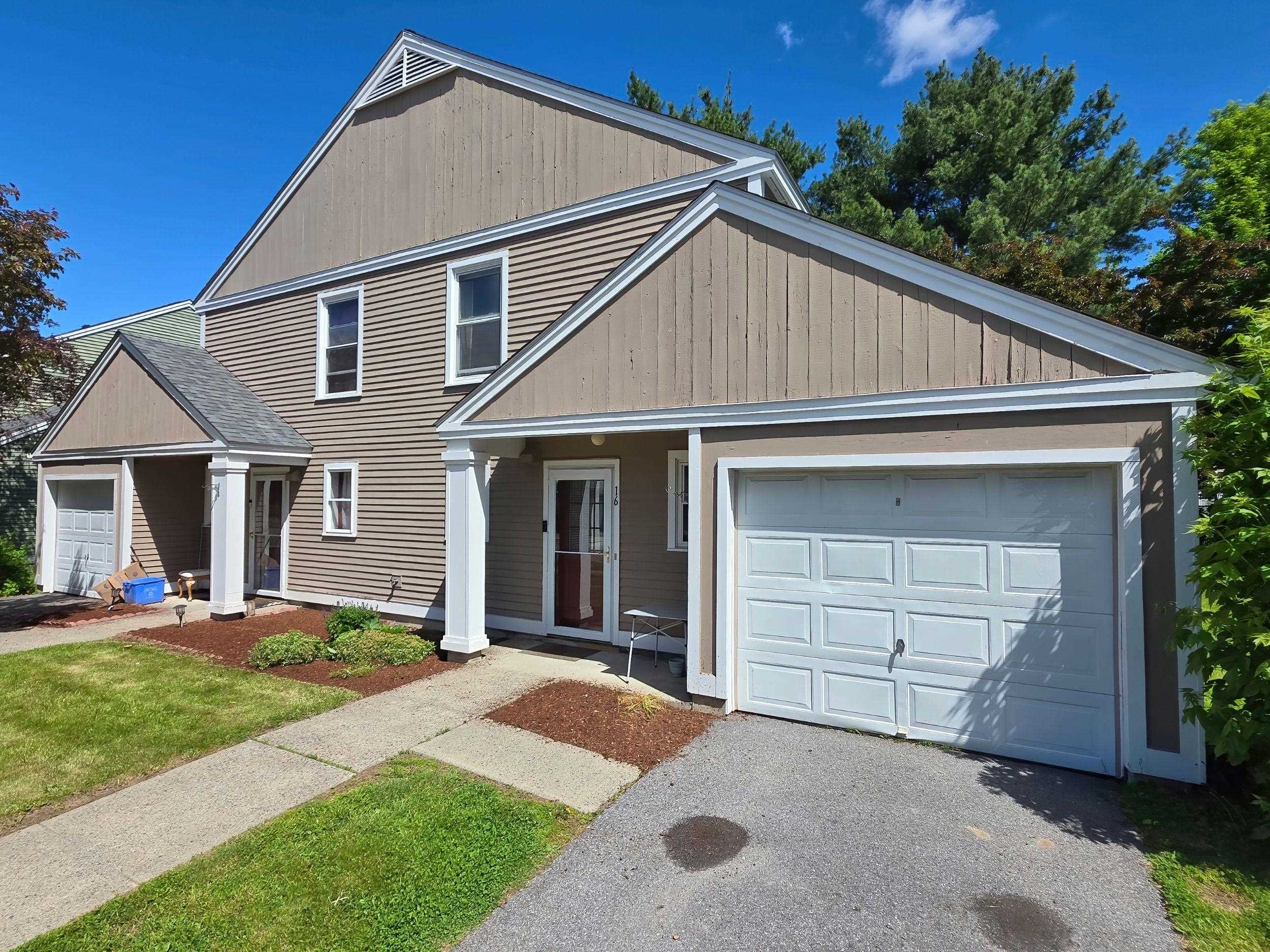 16 South Meadow Drive photo 1